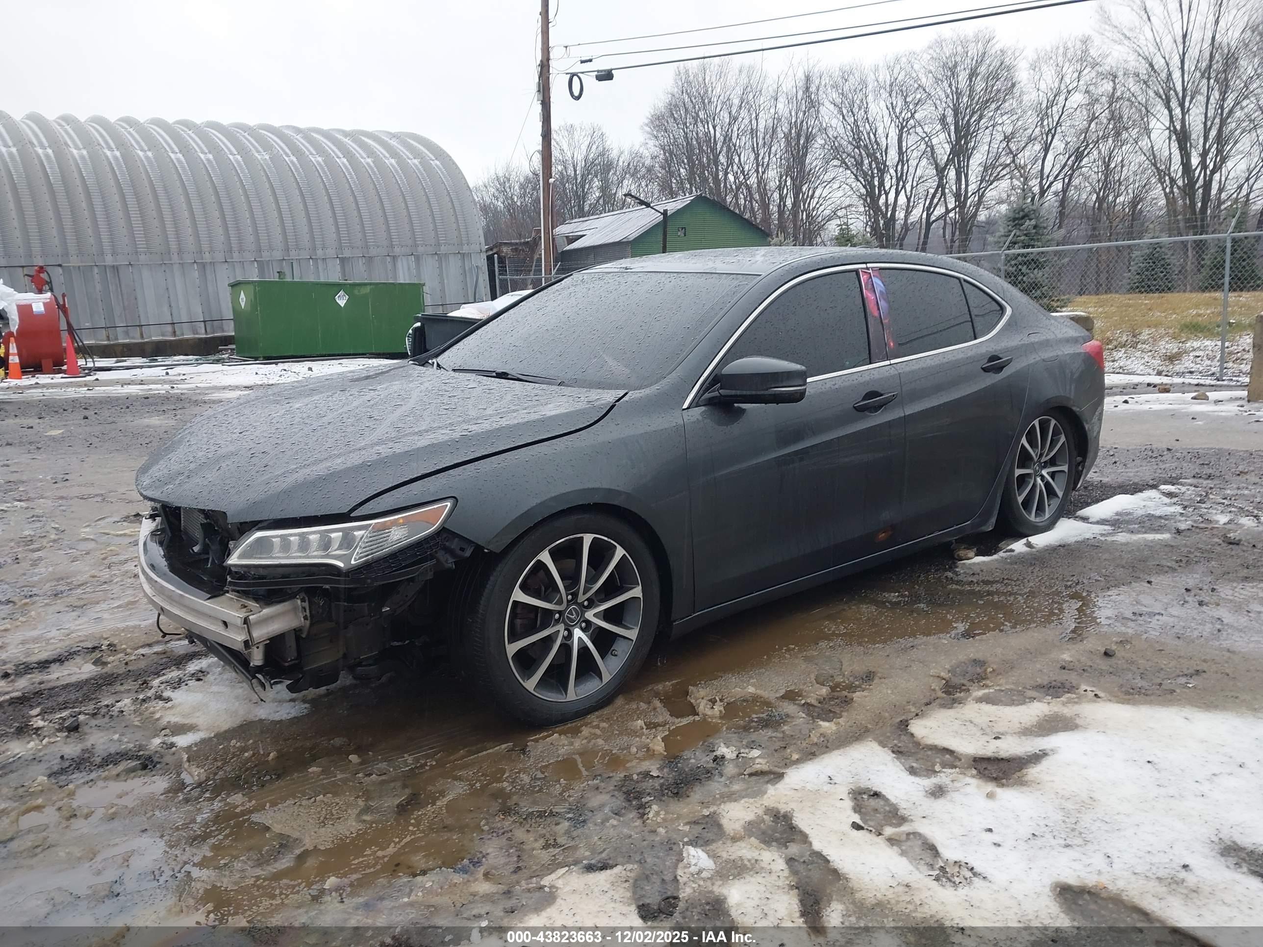 ACURA TLX image 2