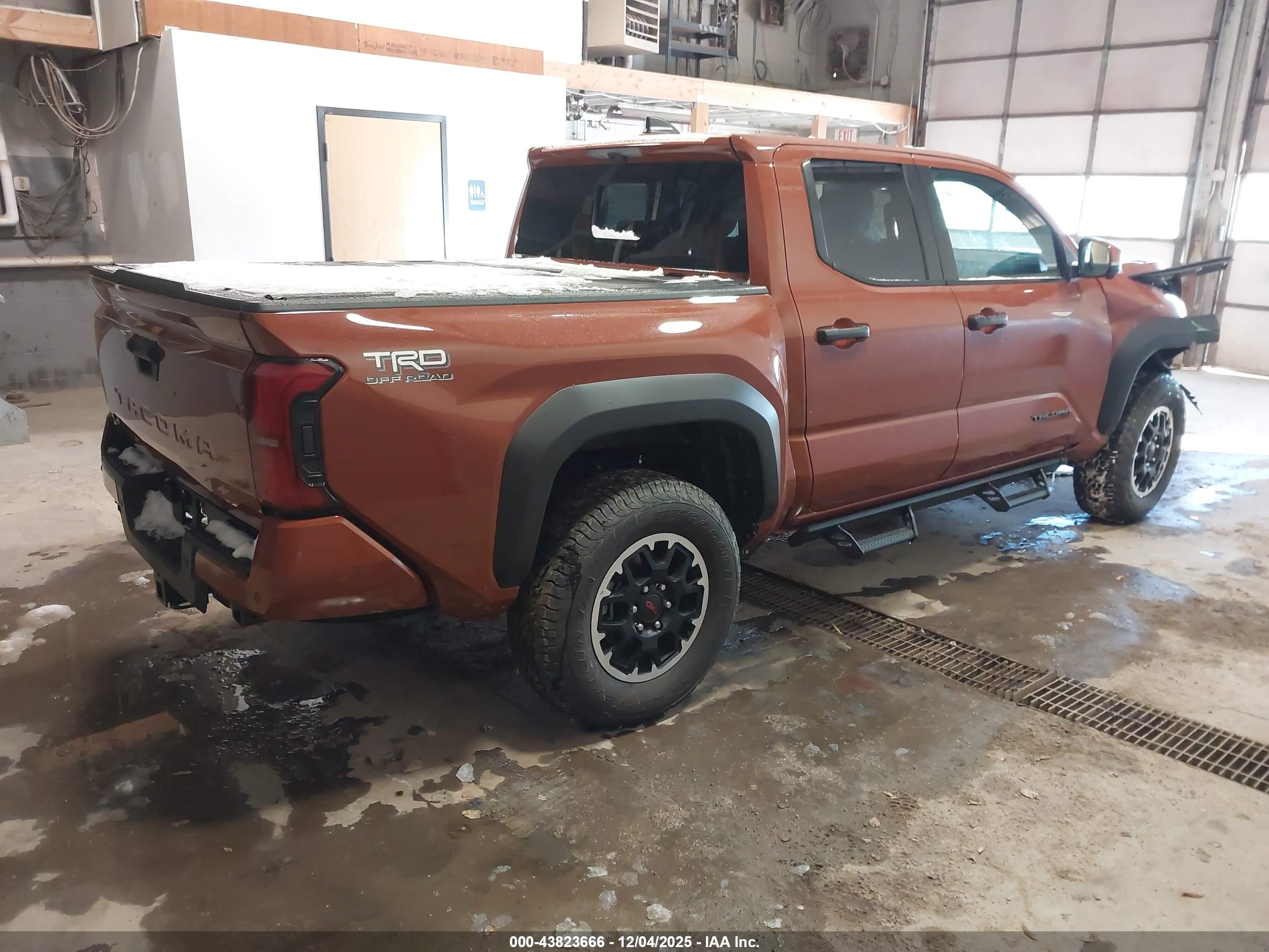 TOYOTA TACOMA image 4