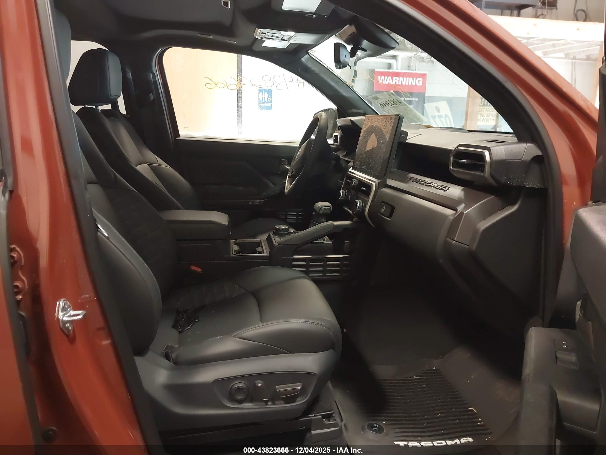 TOYOTA TACOMA image 5