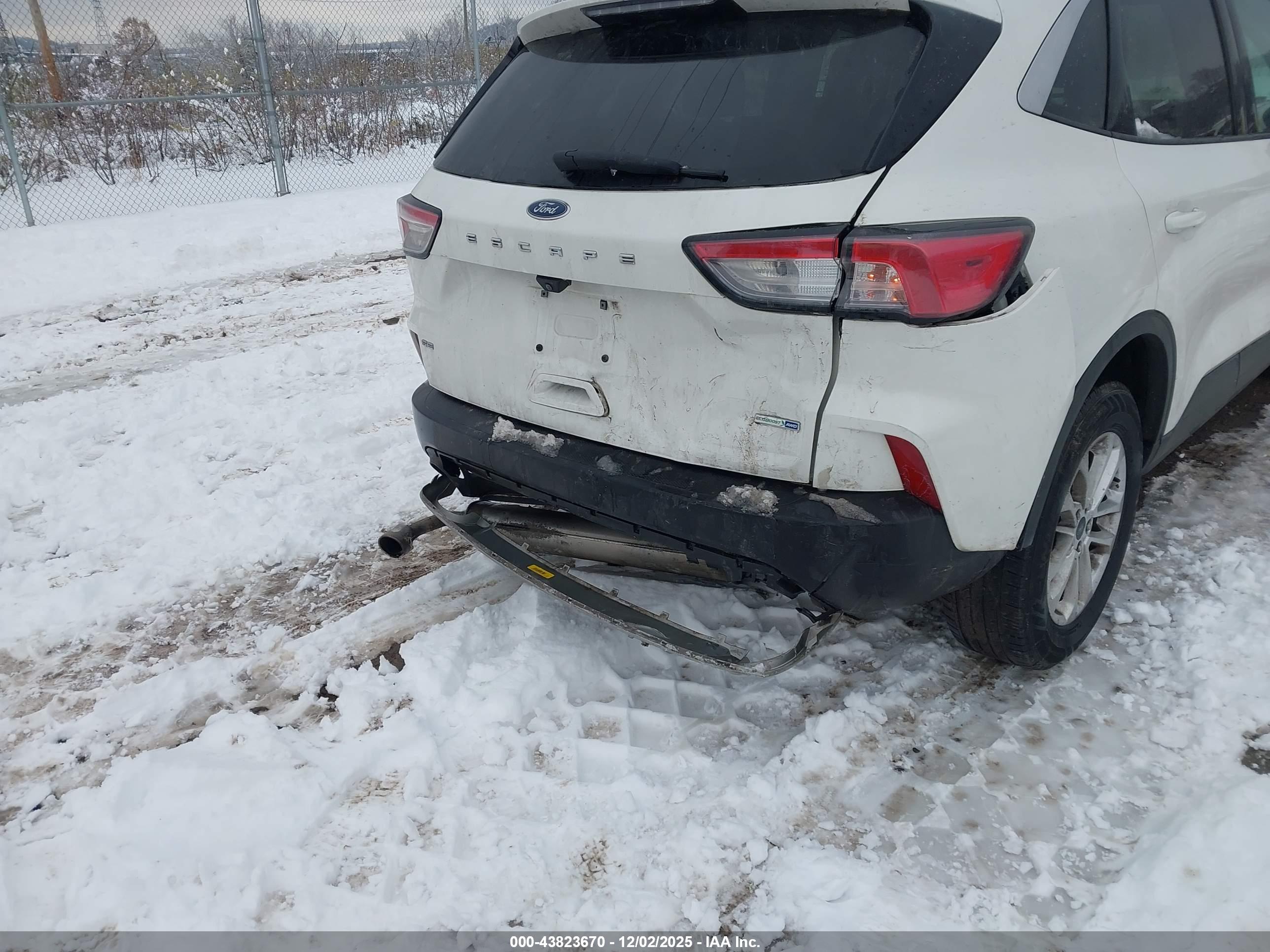 FORD ESCAPE image 6