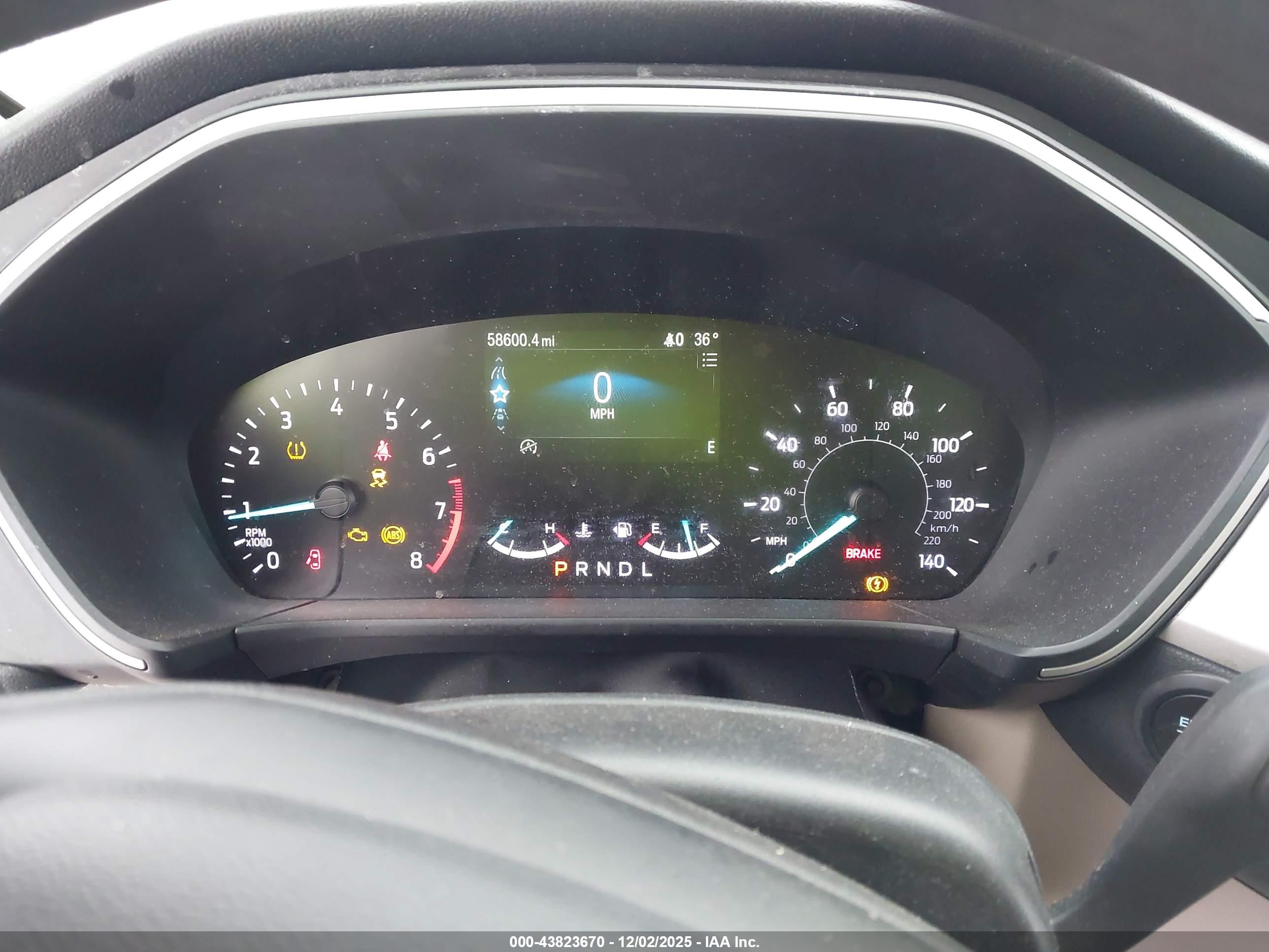 FORD ESCAPE image 7