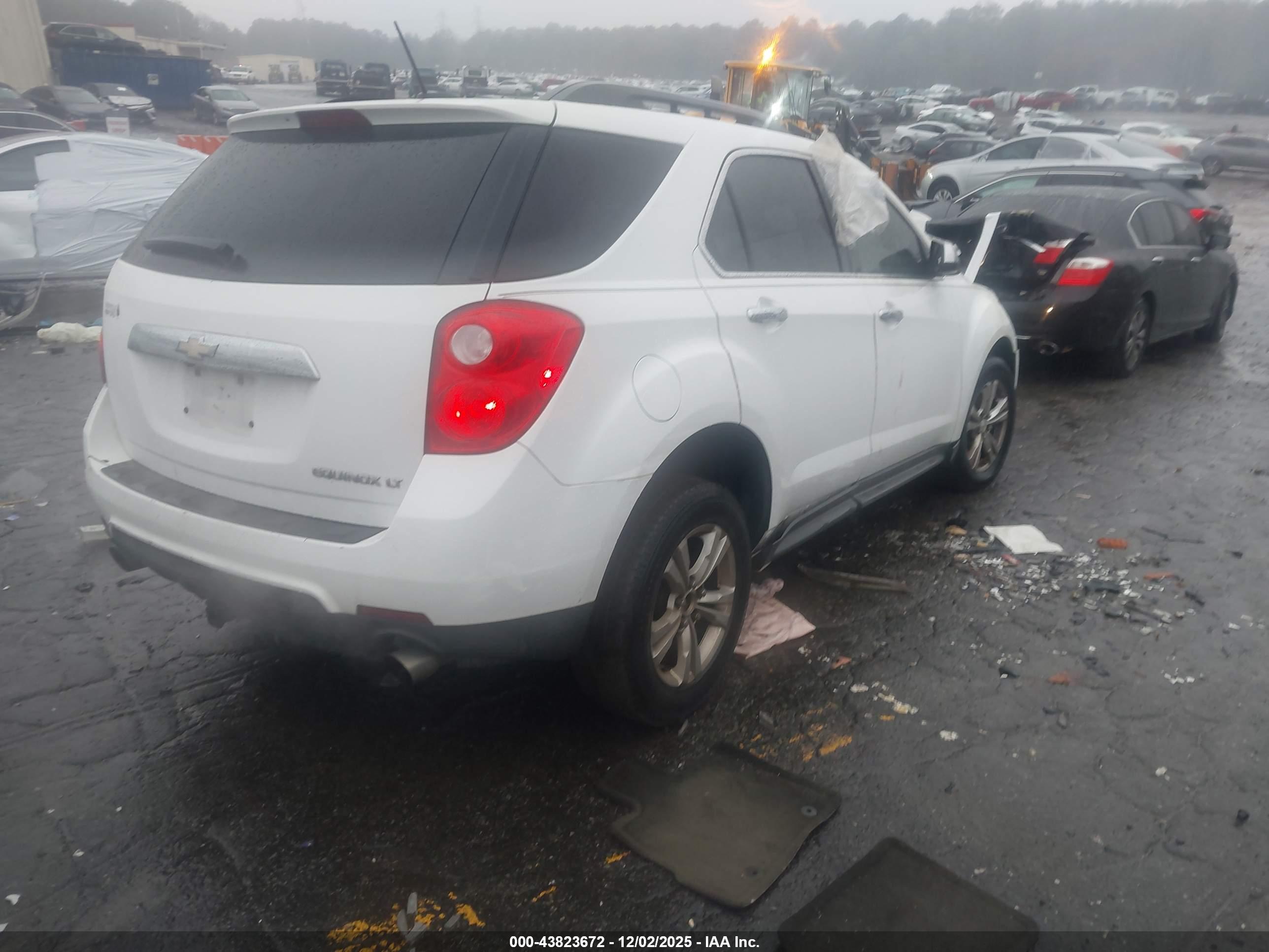 CHEVROLET EQUINOX image 4