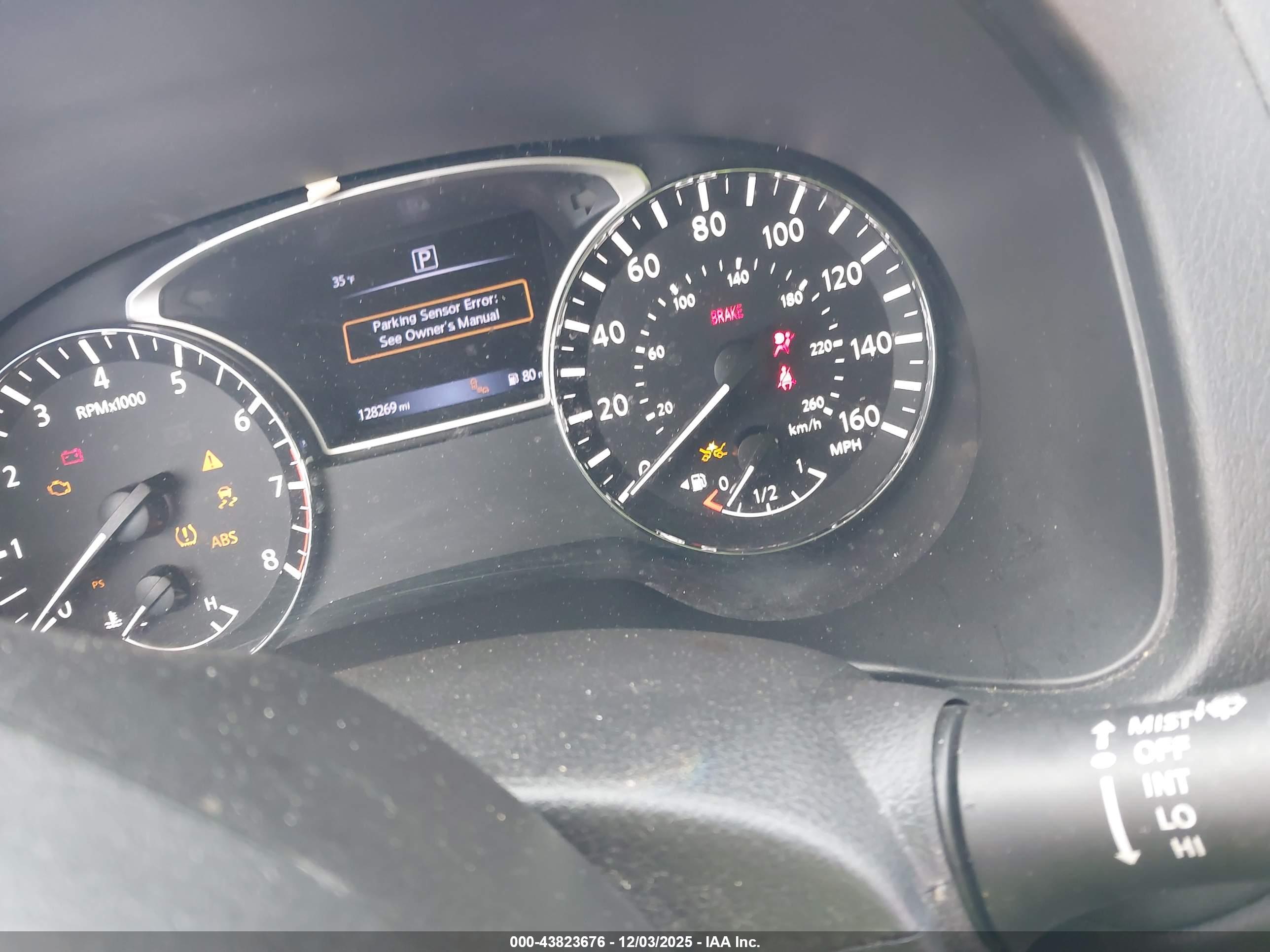 NISSAN PATHFINDER image 7
