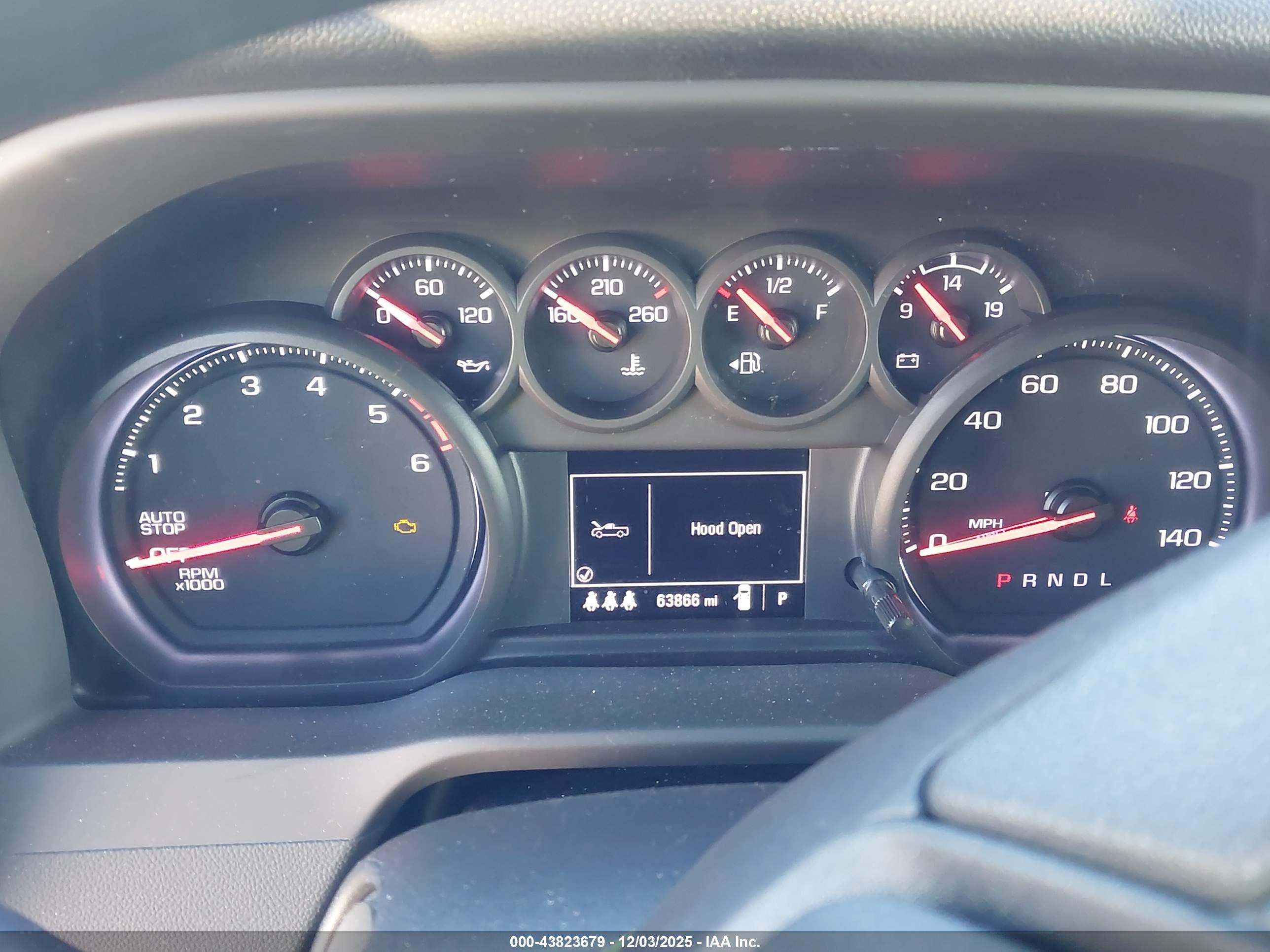 CHEVROLET SILVERADO image 7