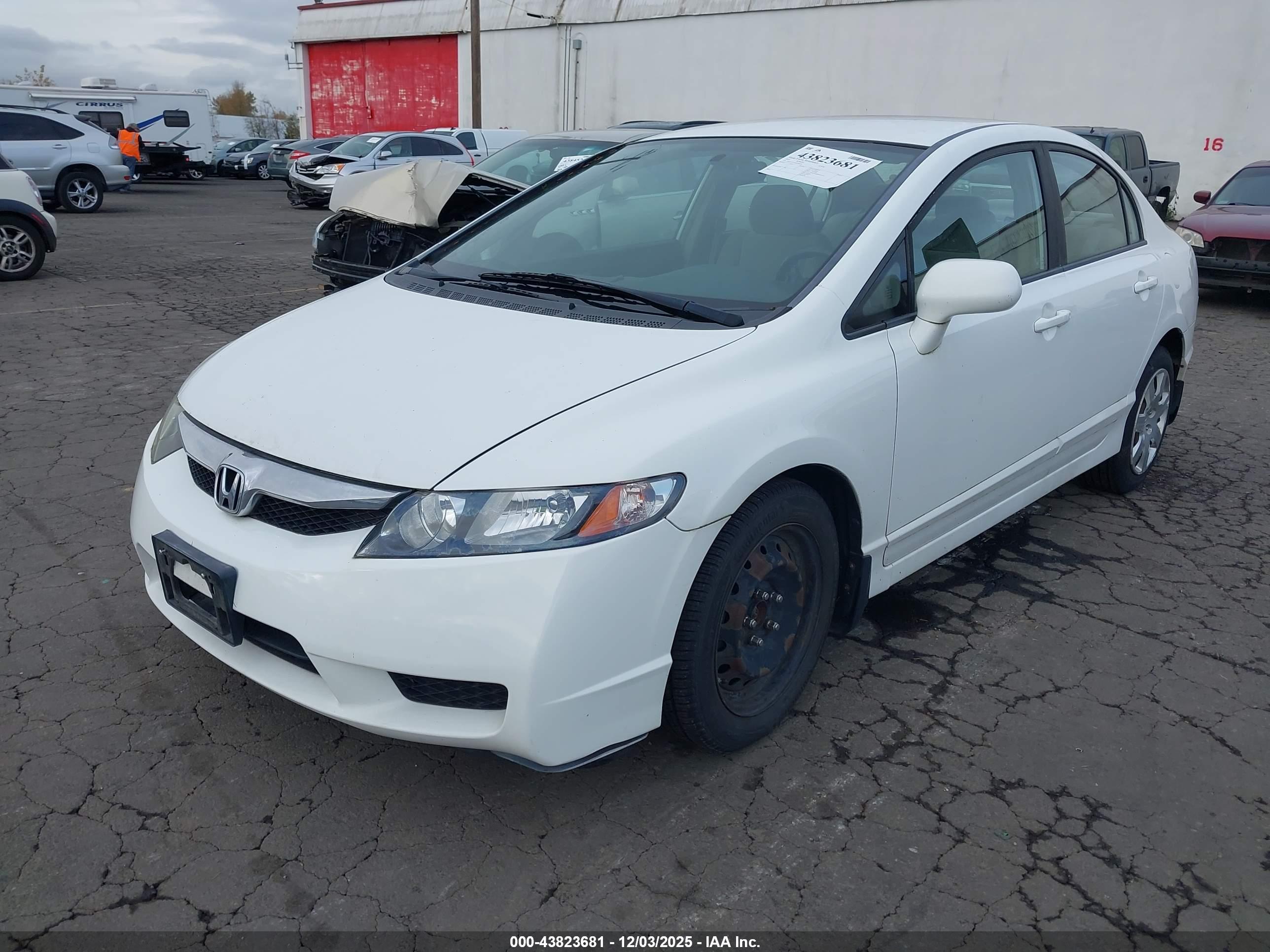 HONDA CIVIC image 2