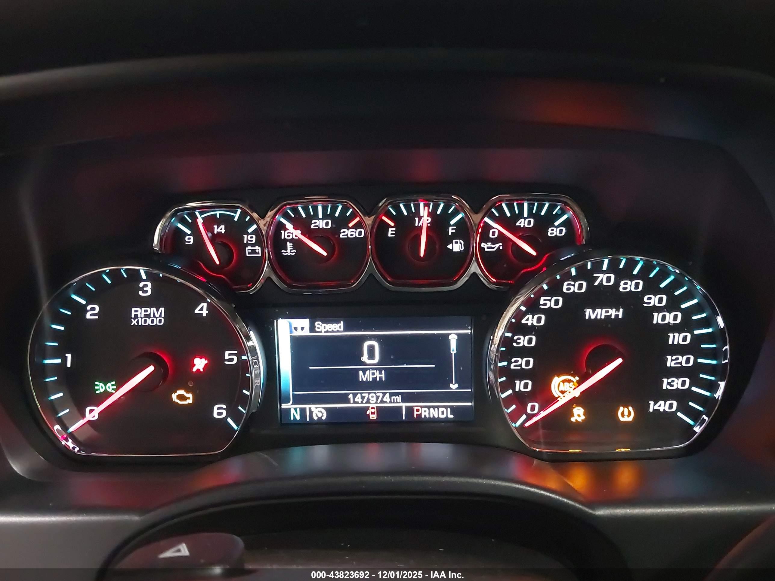 CHEVROLET SILVERADO image 7