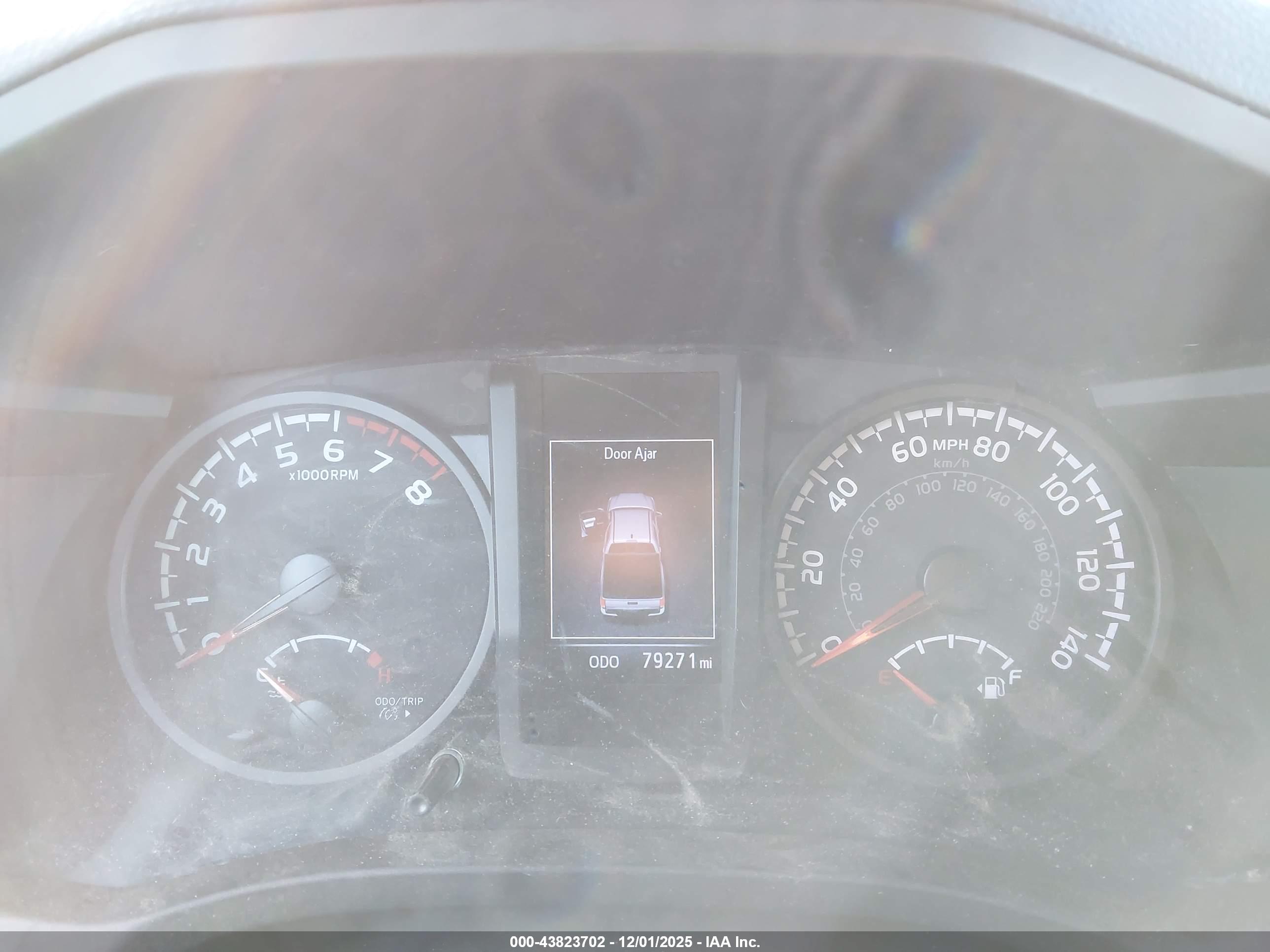 TOYOTA TACOMA image 7