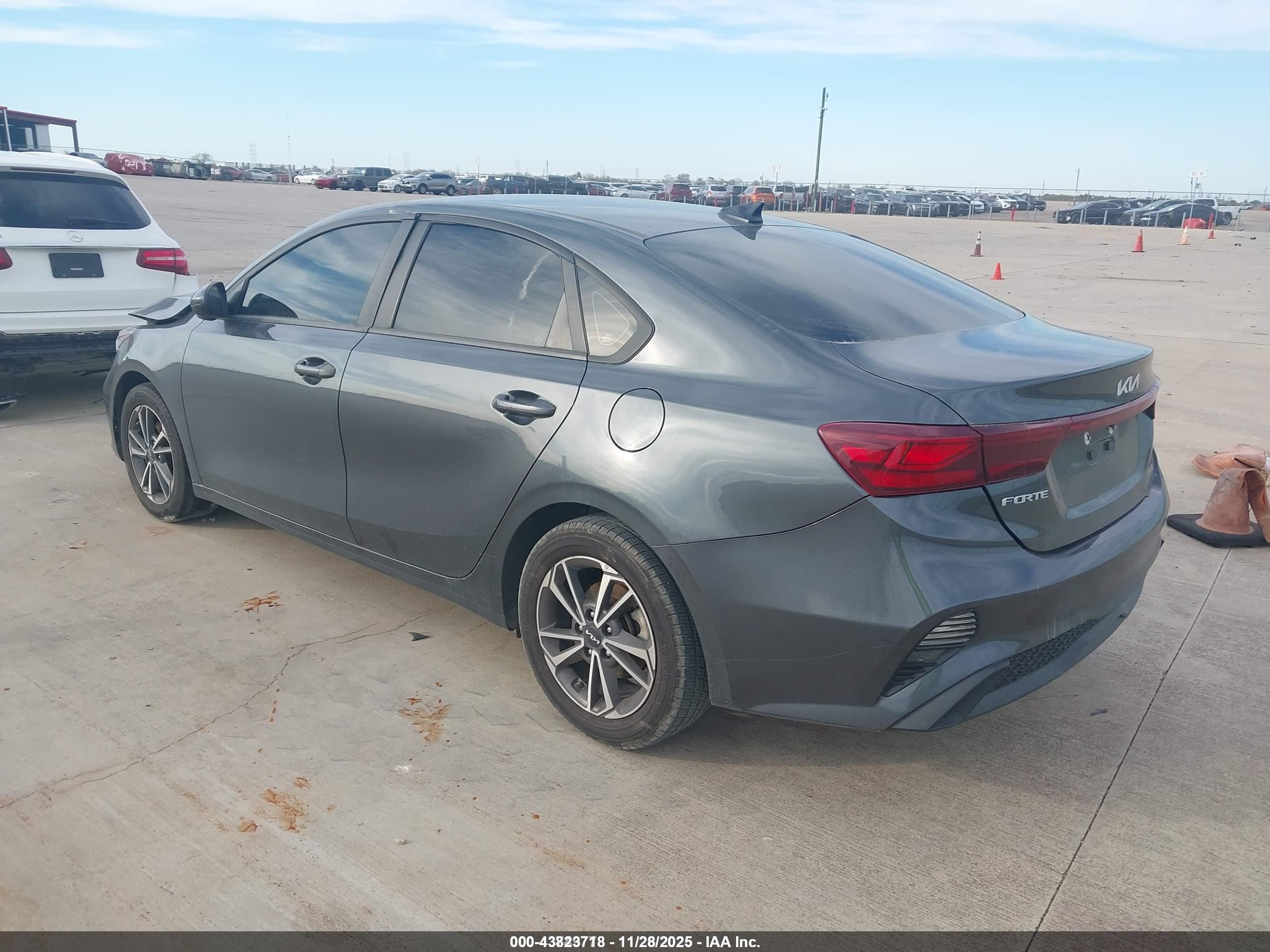 KIA FORTE image 3