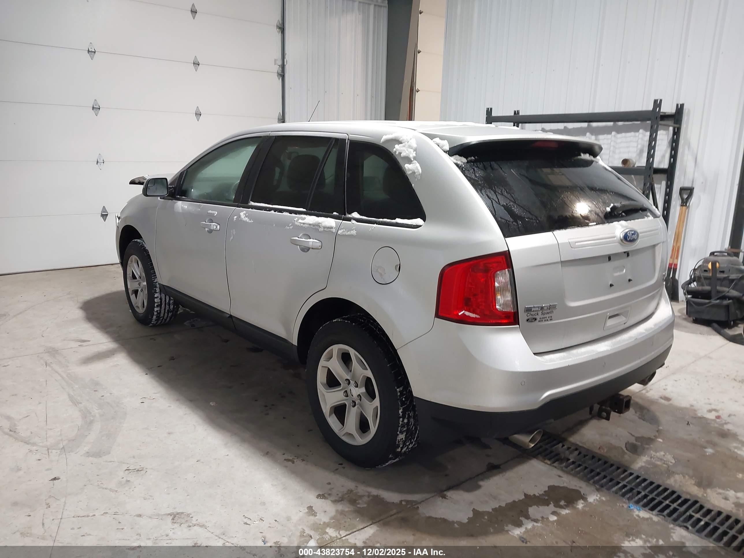 FORD EDGE image 3