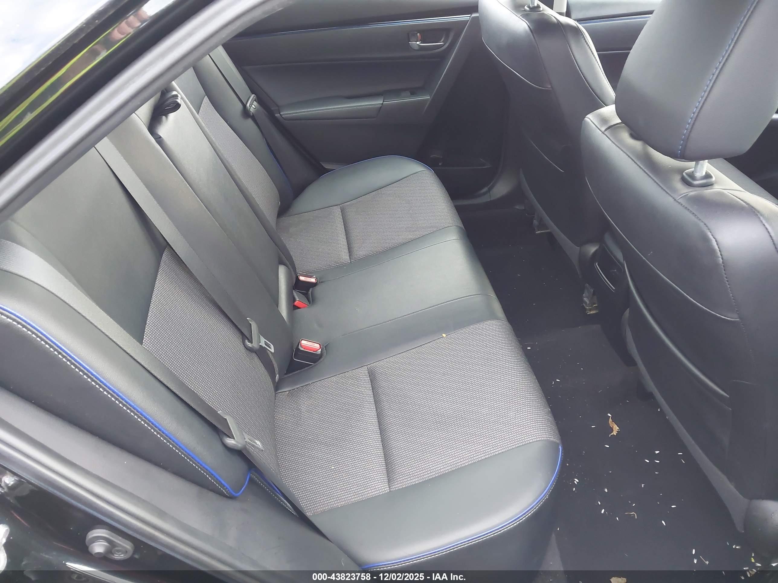 TOYOTA COROLLA image 8