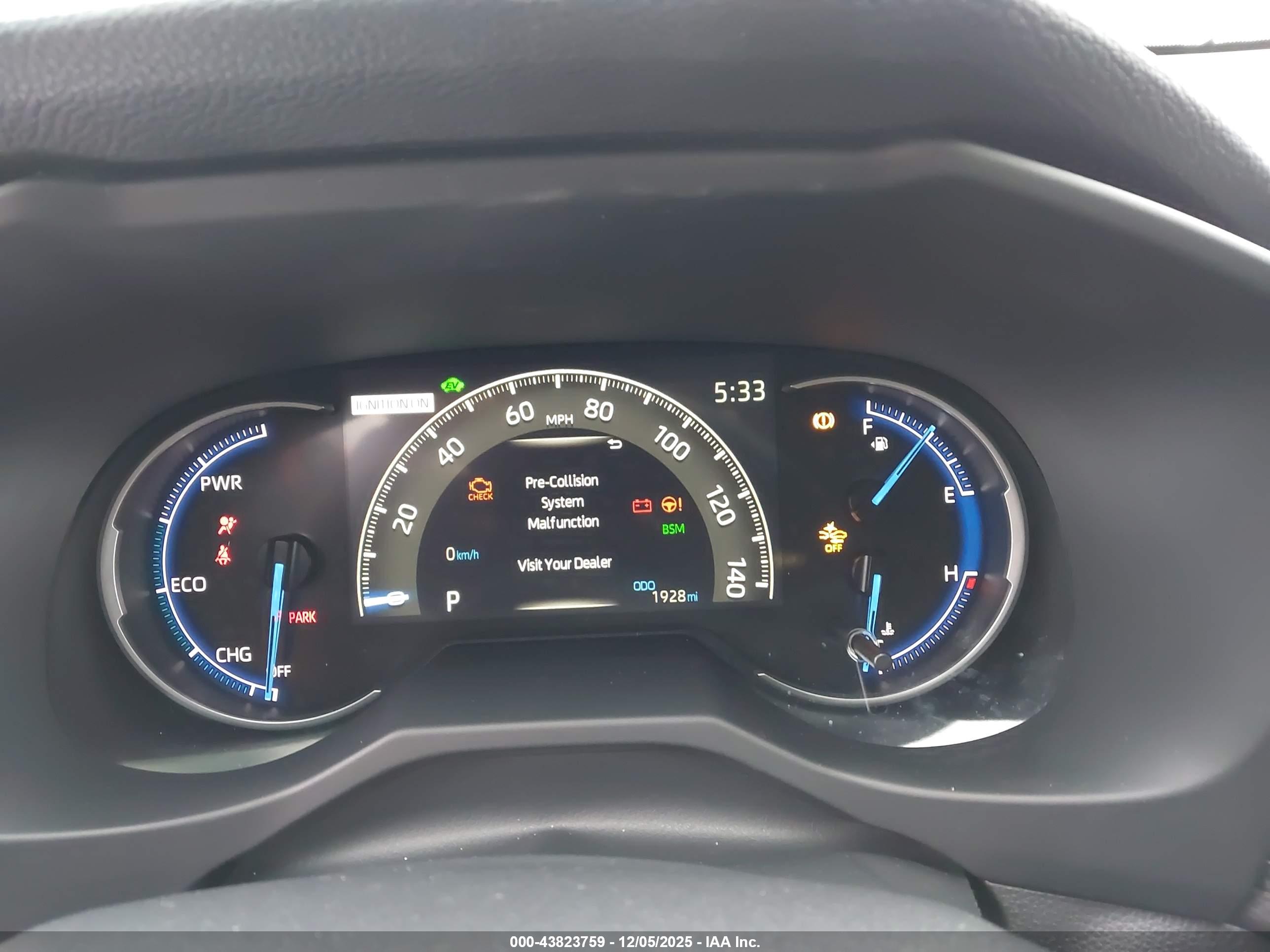 TOYOTA RAV4 image 7