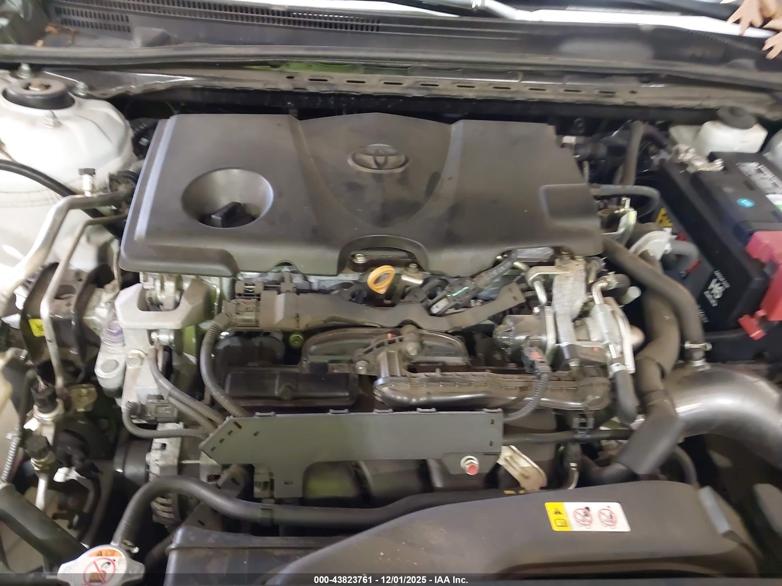 TOYOTA CAMRY image 10