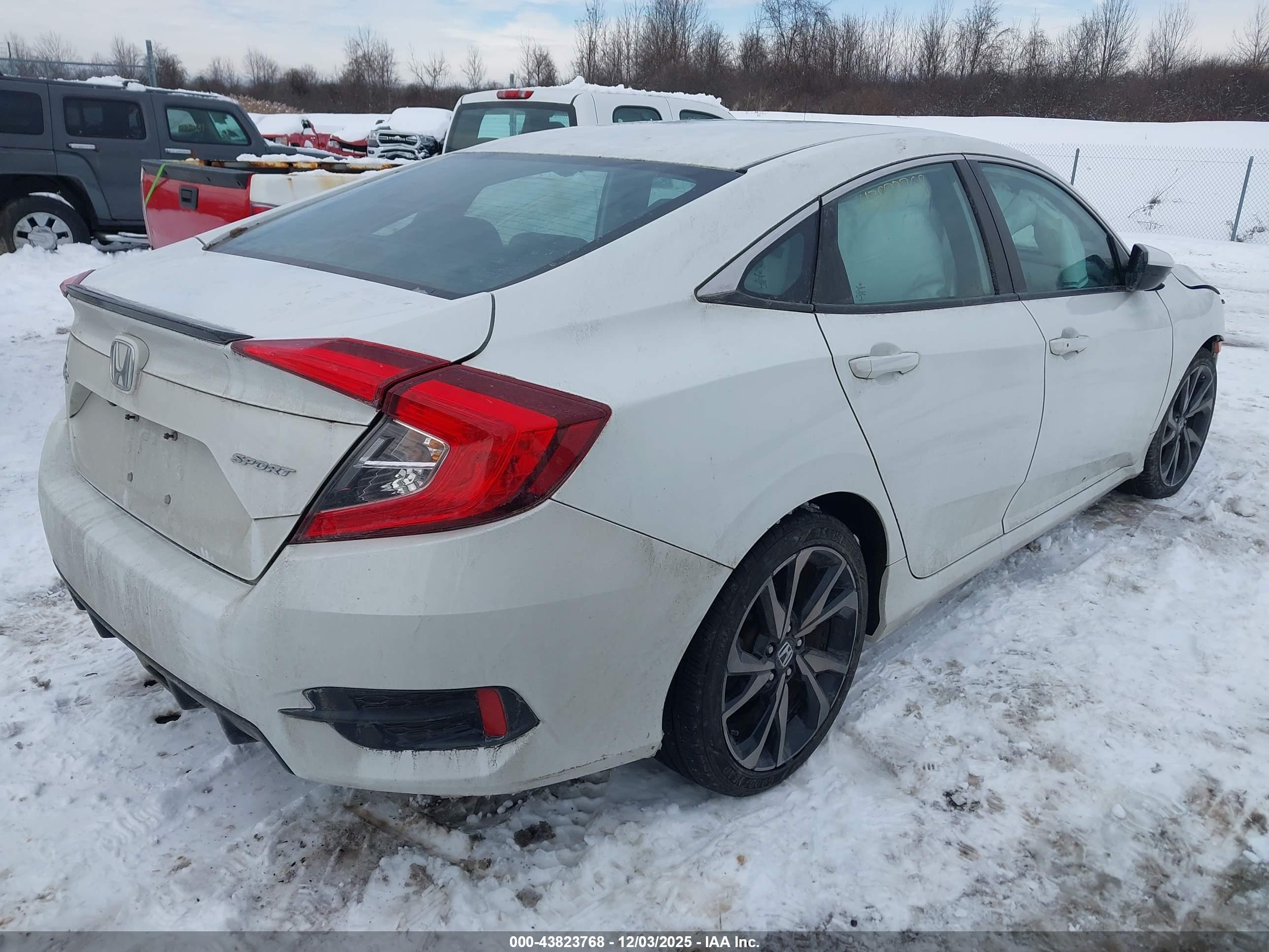 HONDA CIVIC image 4