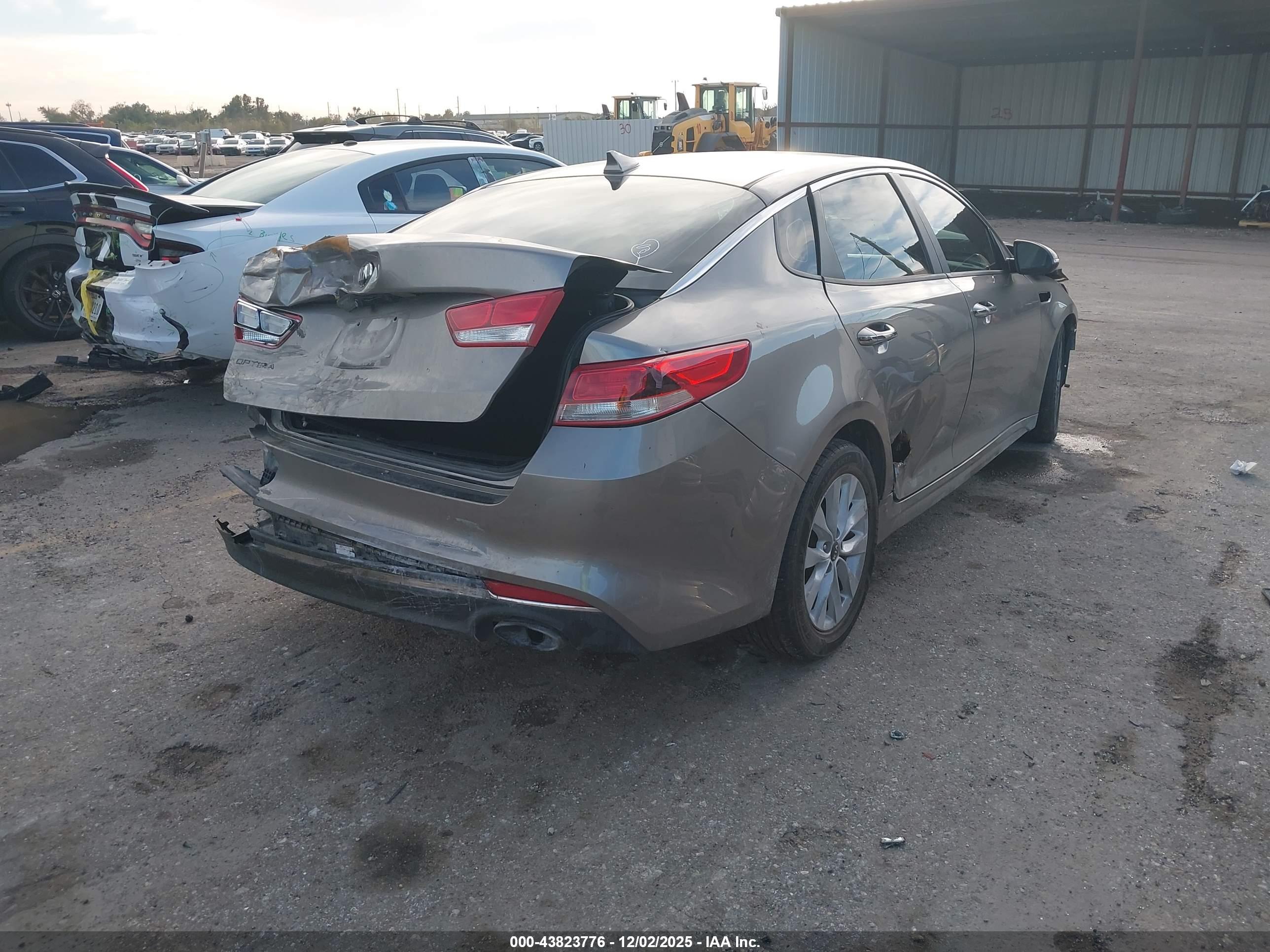 KIA OPTIMA image 4