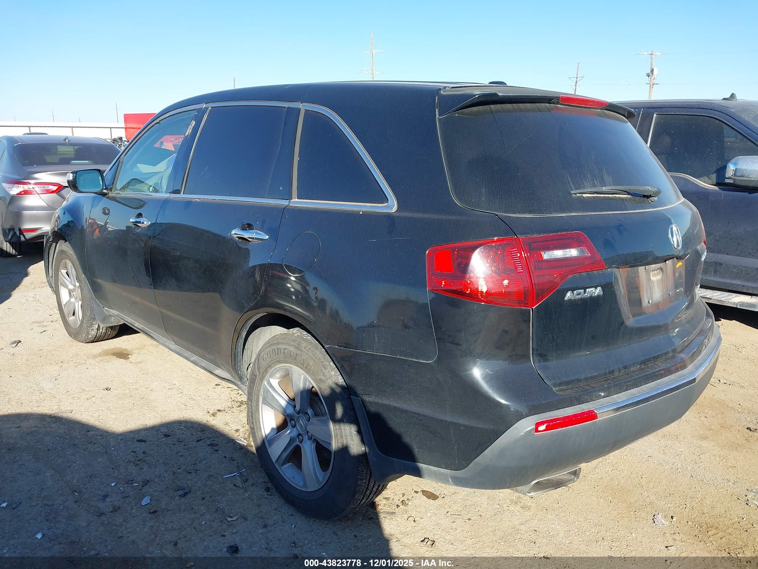 ACURA MDX image 3