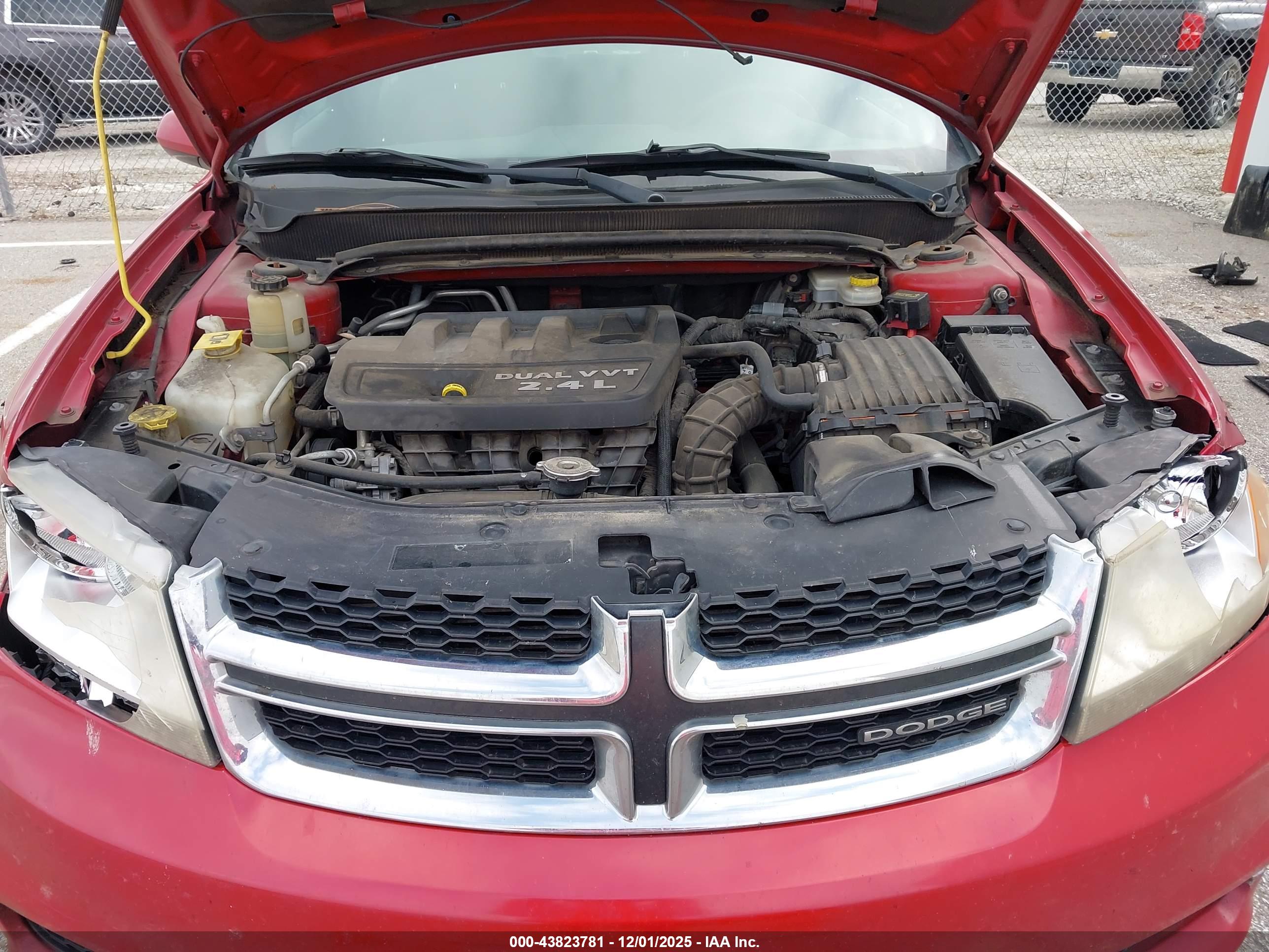 DODGE AVENGER image 10