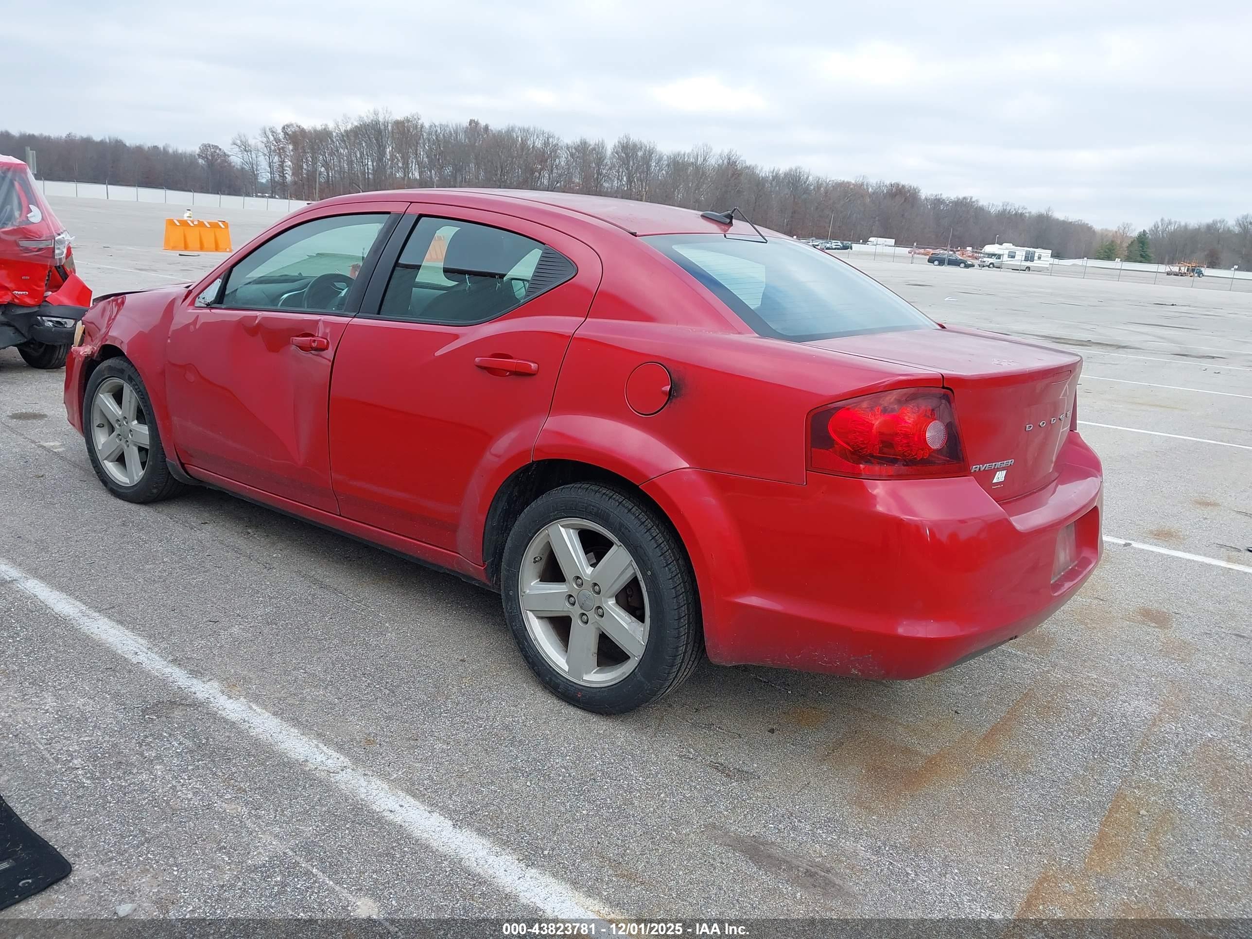 DODGE AVENGER image 3
