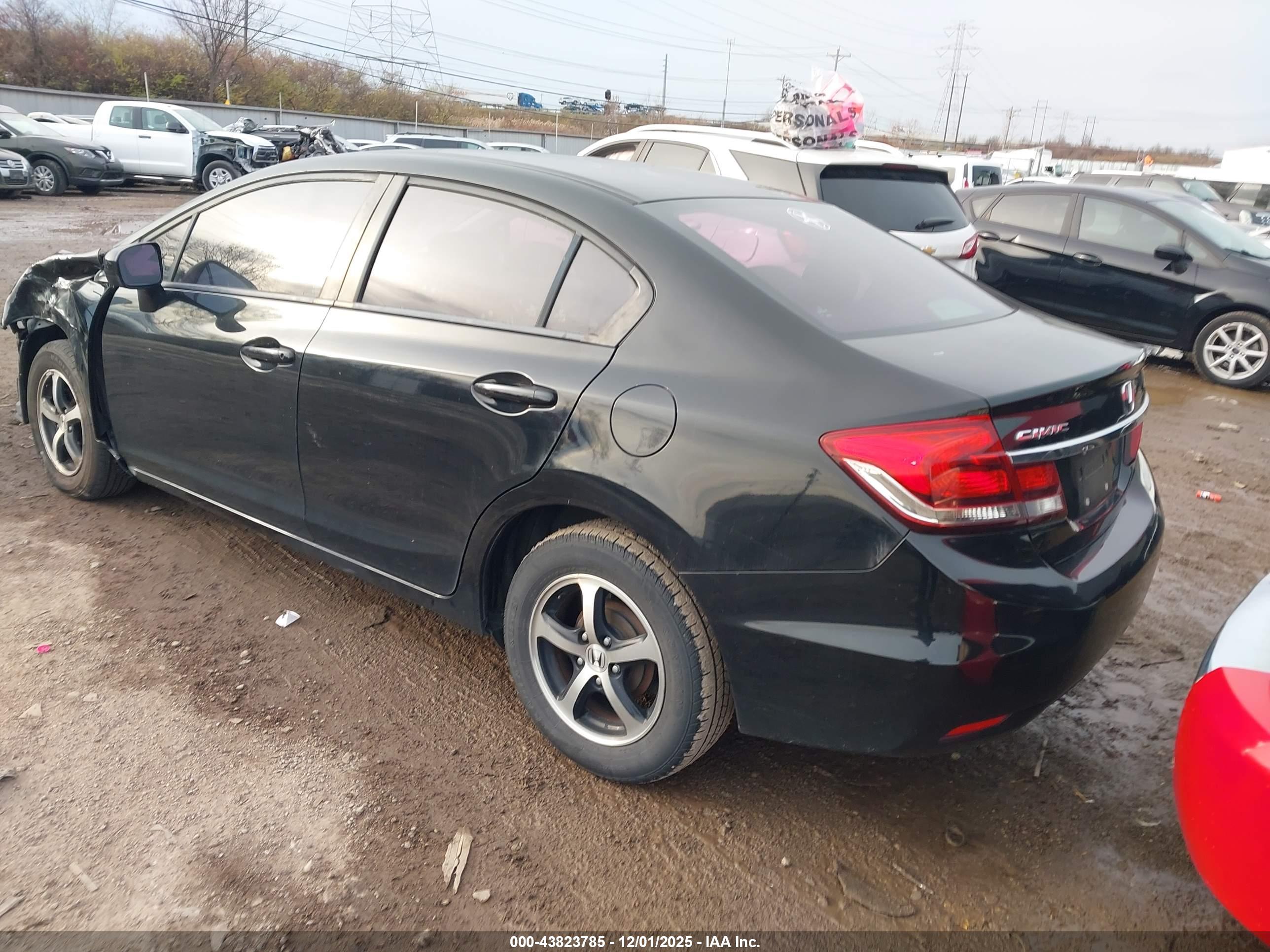 HONDA CIVIC image 3