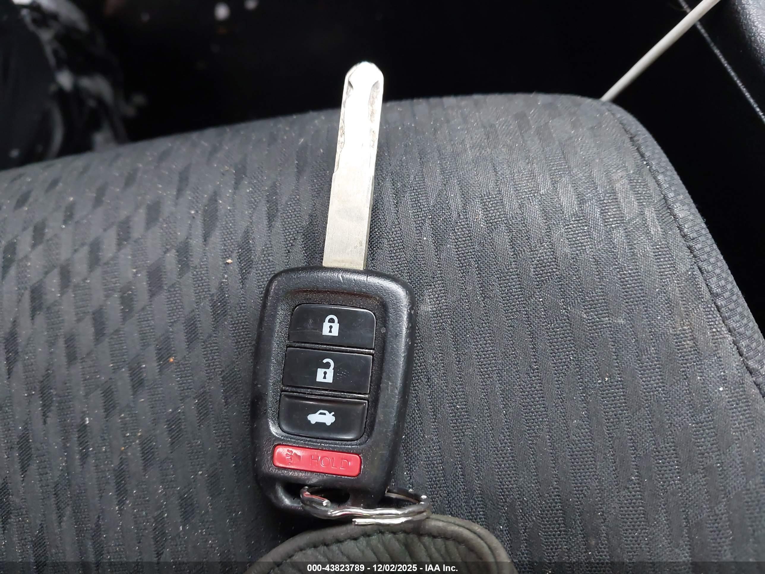 HONDA CIVIC image 11