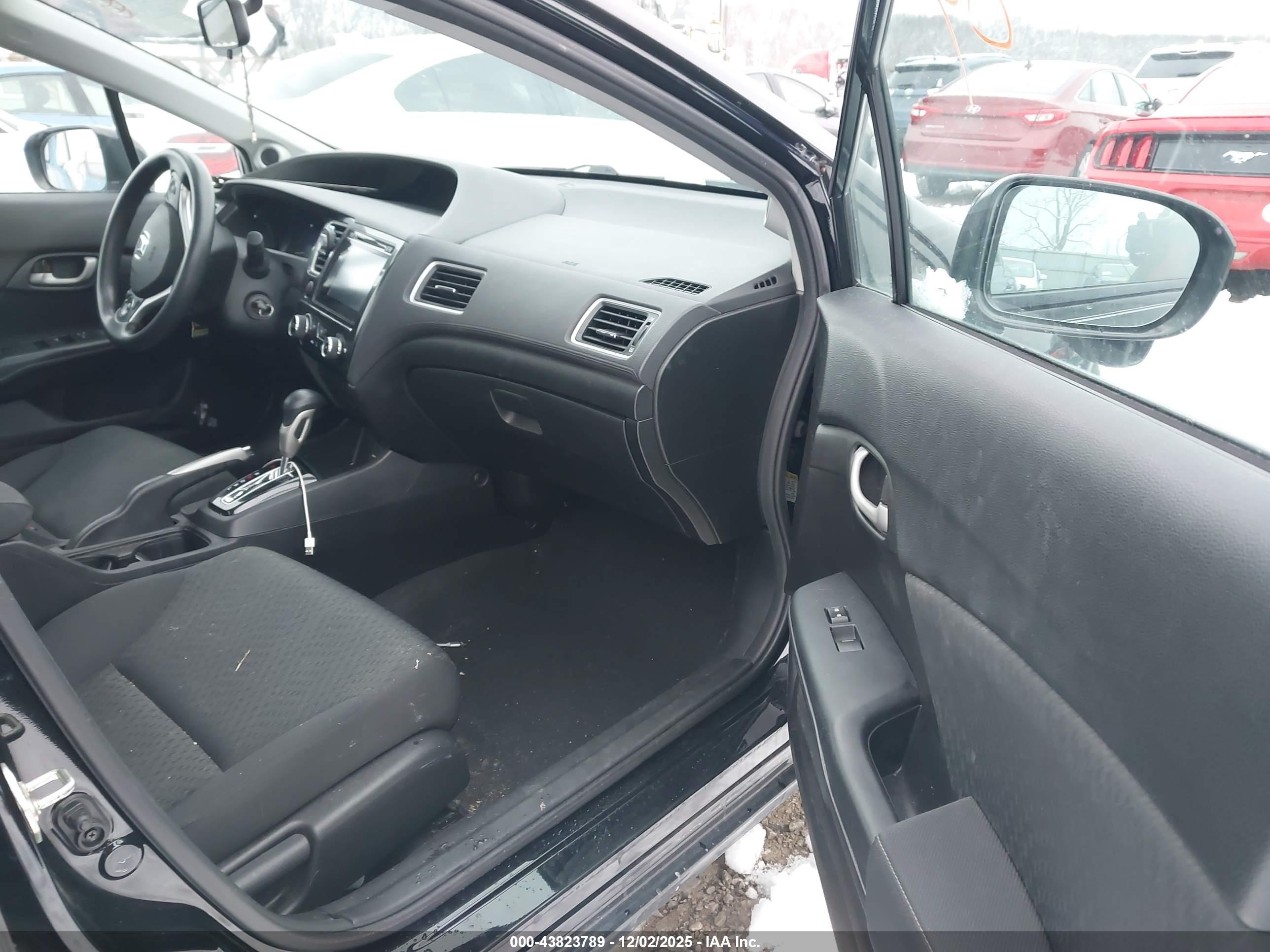 HONDA CIVIC image 5