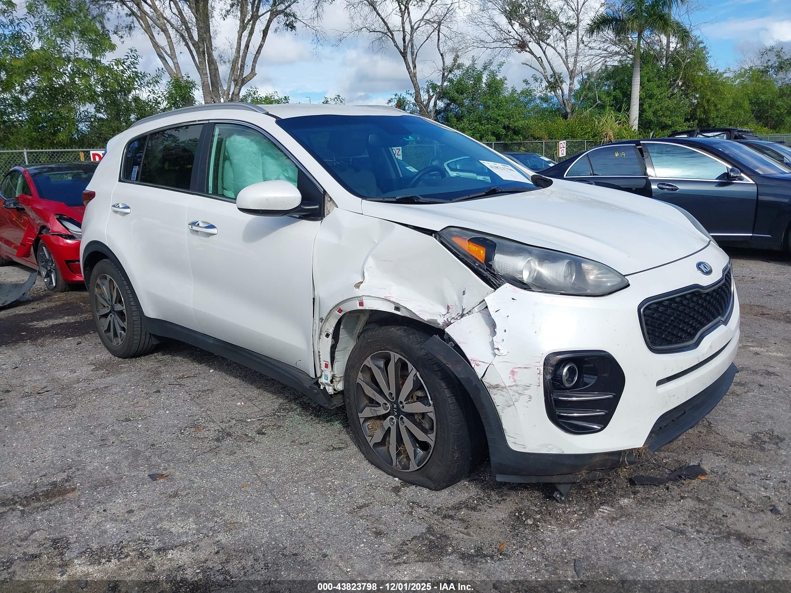 KIA SPORTAGE image 6