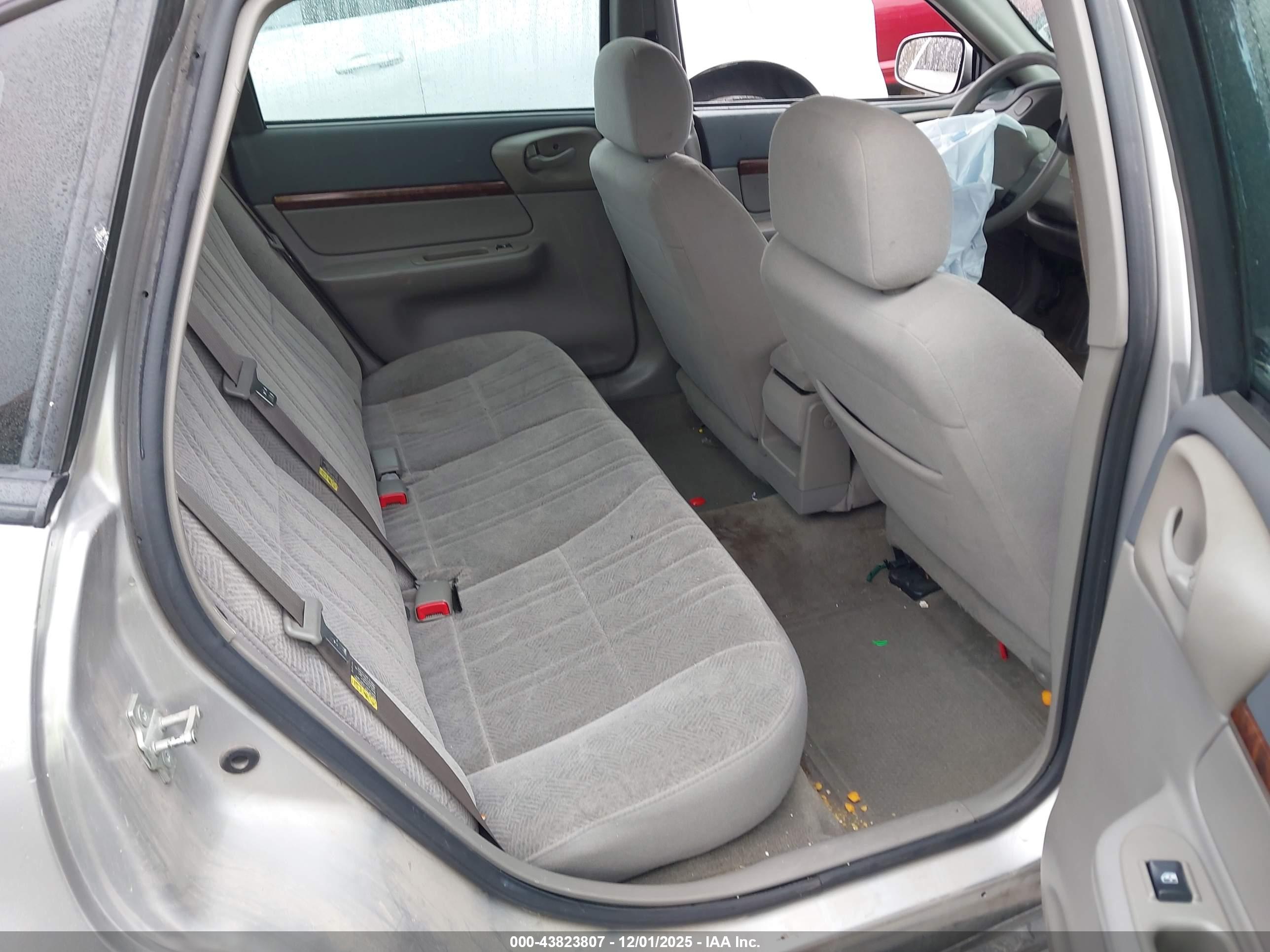 CHEVROLET IMPALA image 8