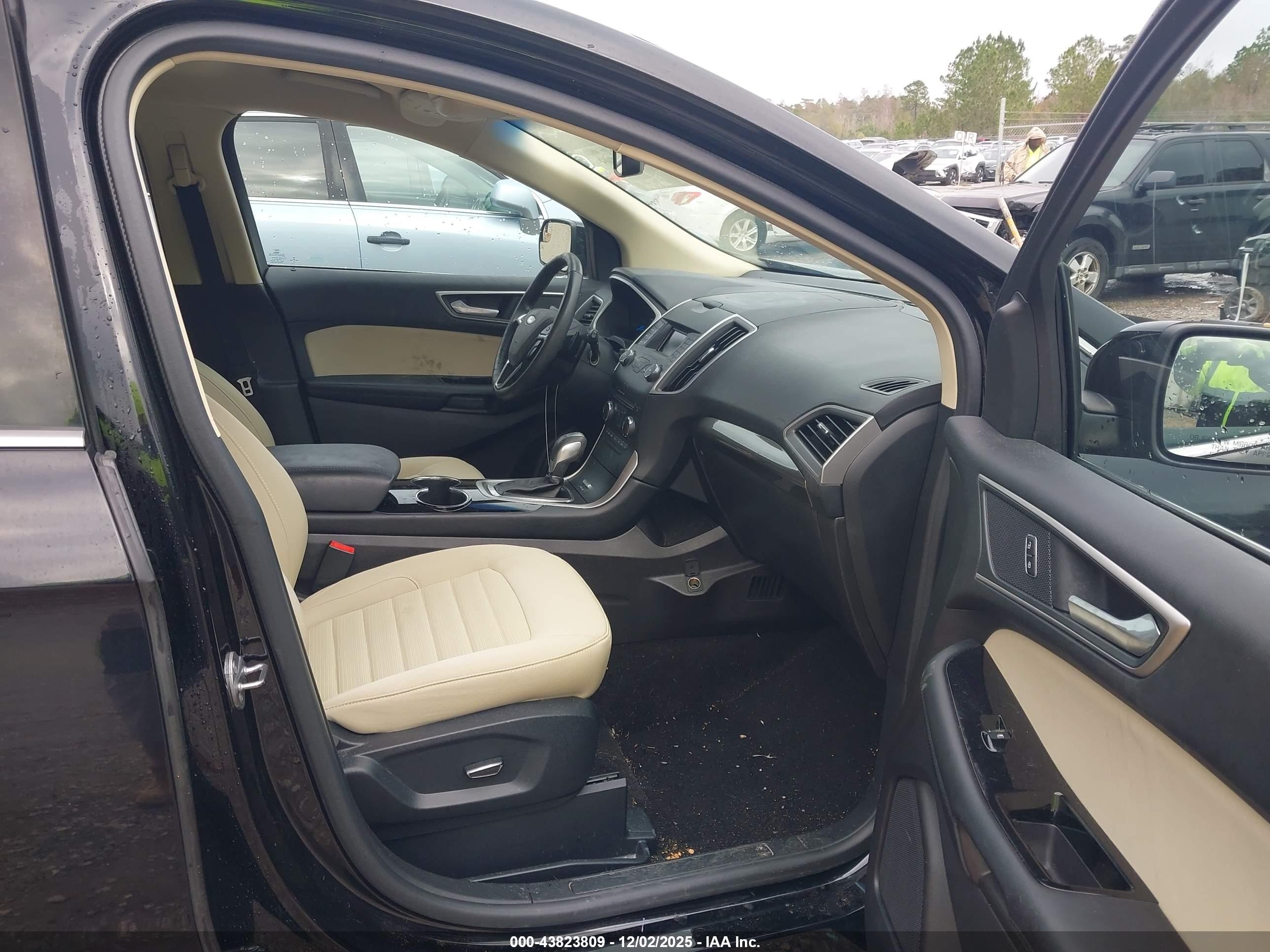 FORD EDGE image 5