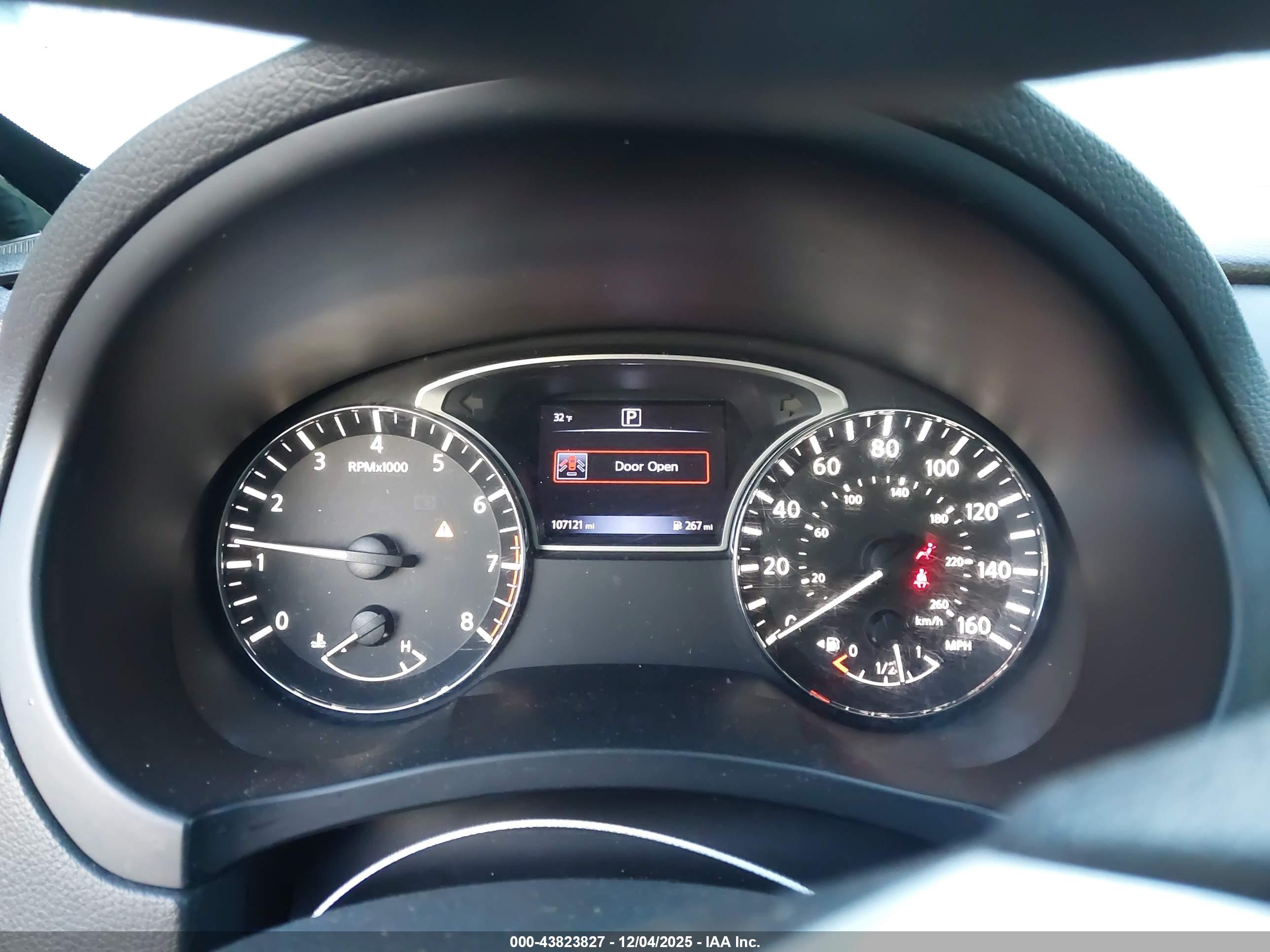 NISSAN ALTIMA image 7
