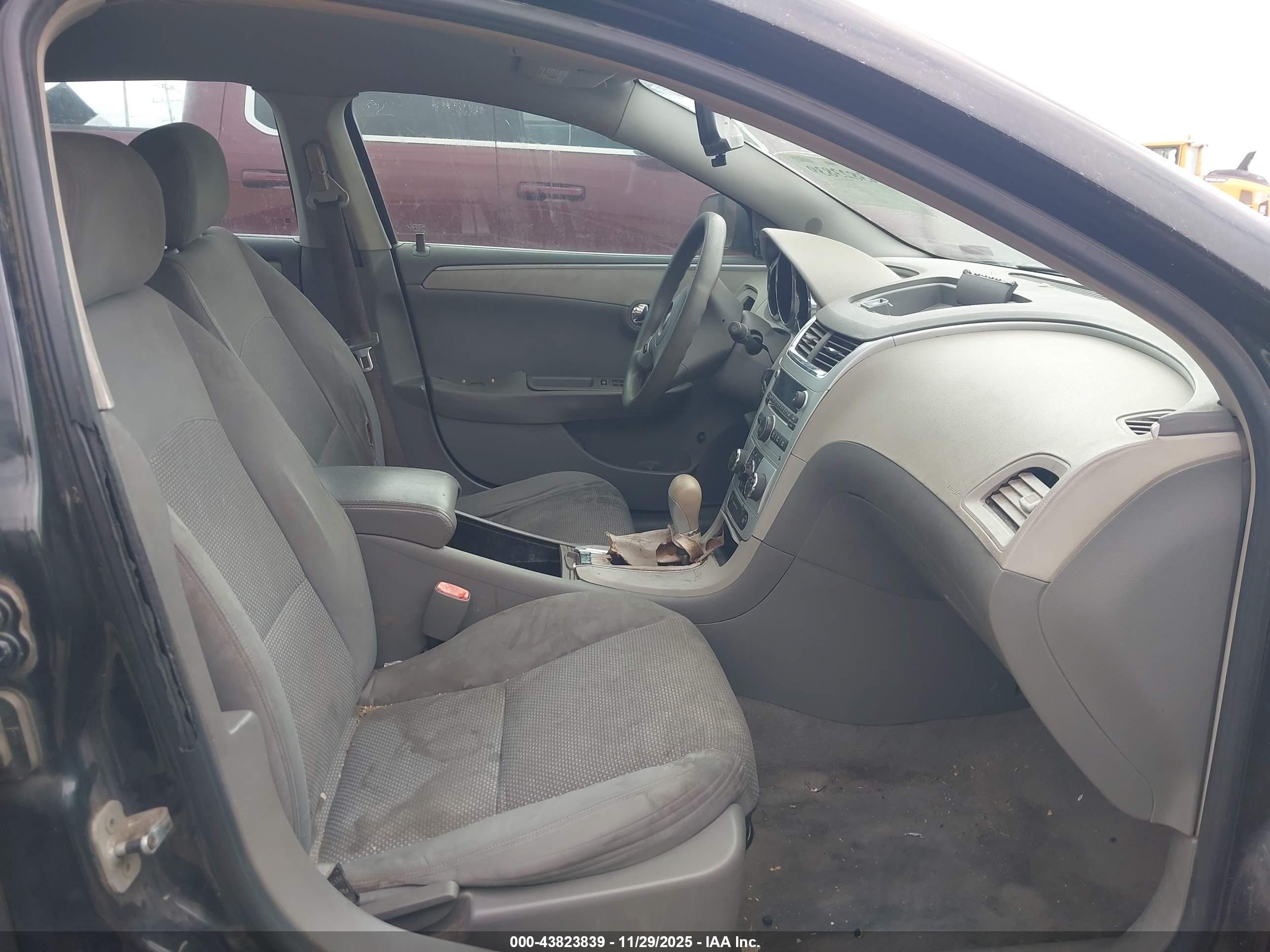 CHEVROLET MALIBU image 5