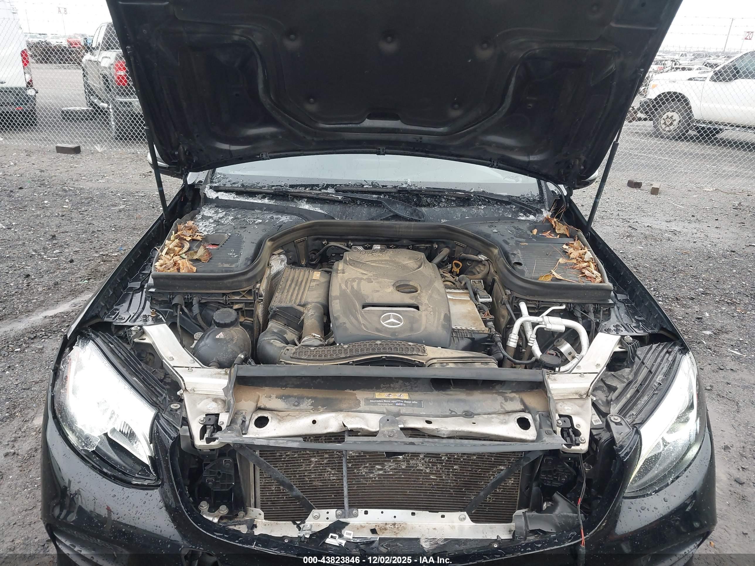 MERCEDES-BENZ GLC image 10