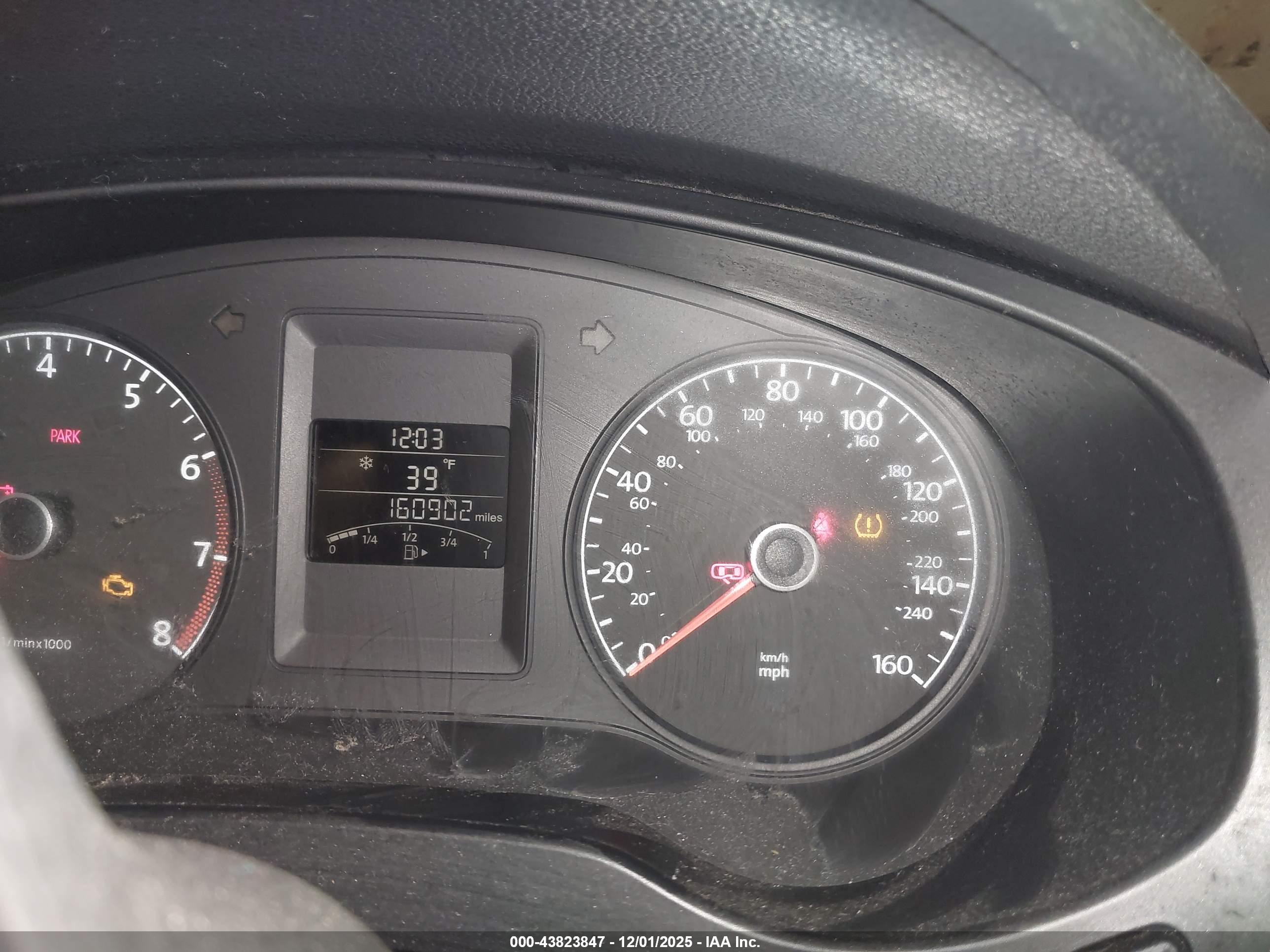 VOLKSWAGEN JETTA image 7
