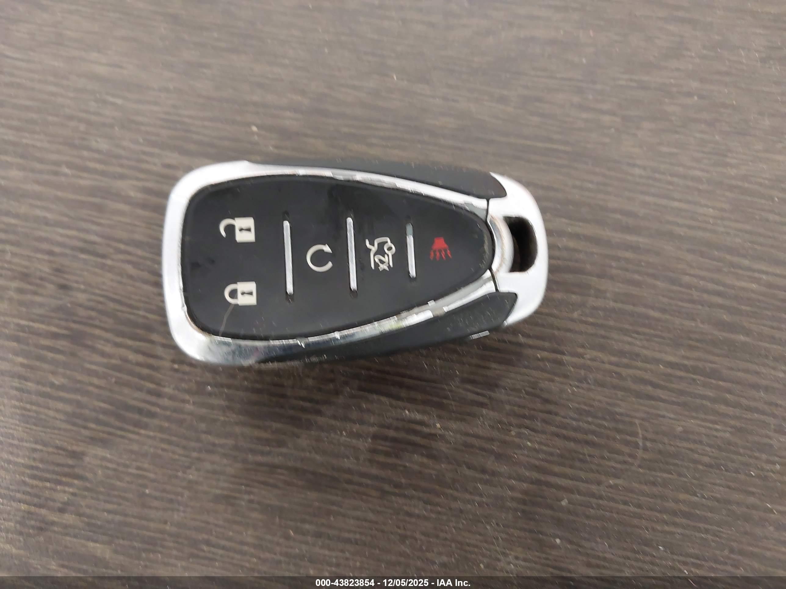CHEVROLET EQUINOX image 11