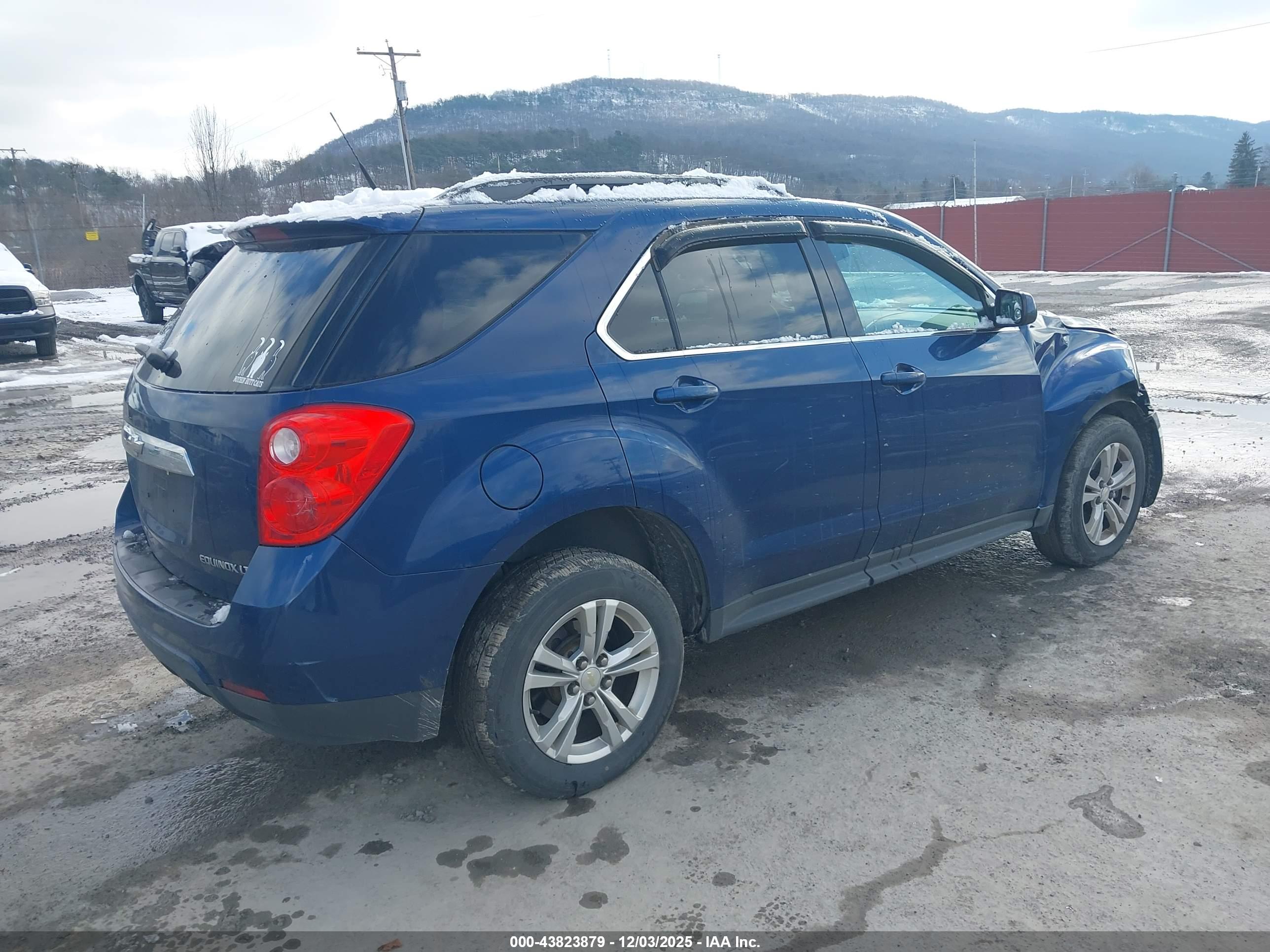 CHEVROLET EQUINOX image 4