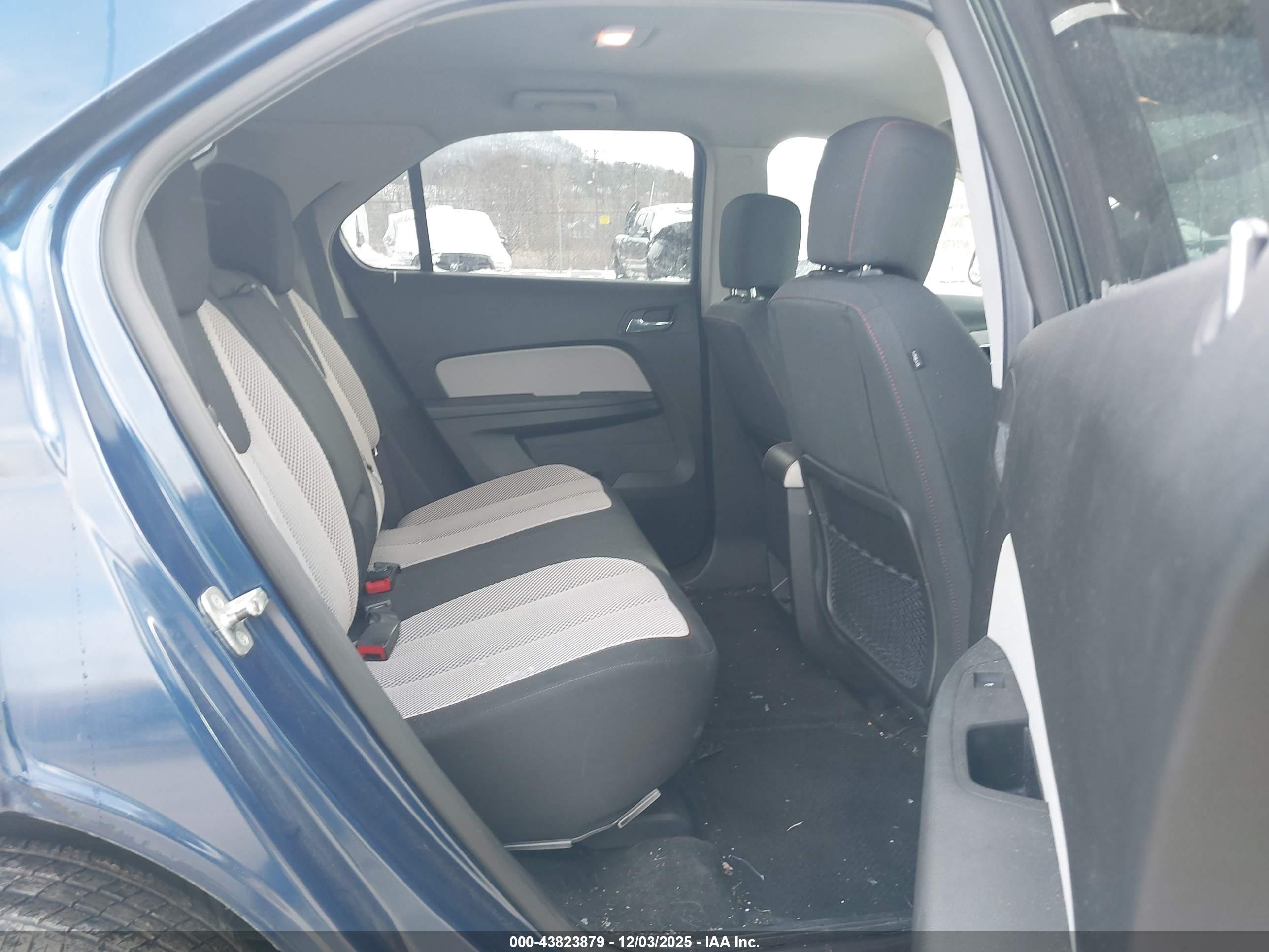 CHEVROLET EQUINOX image 8