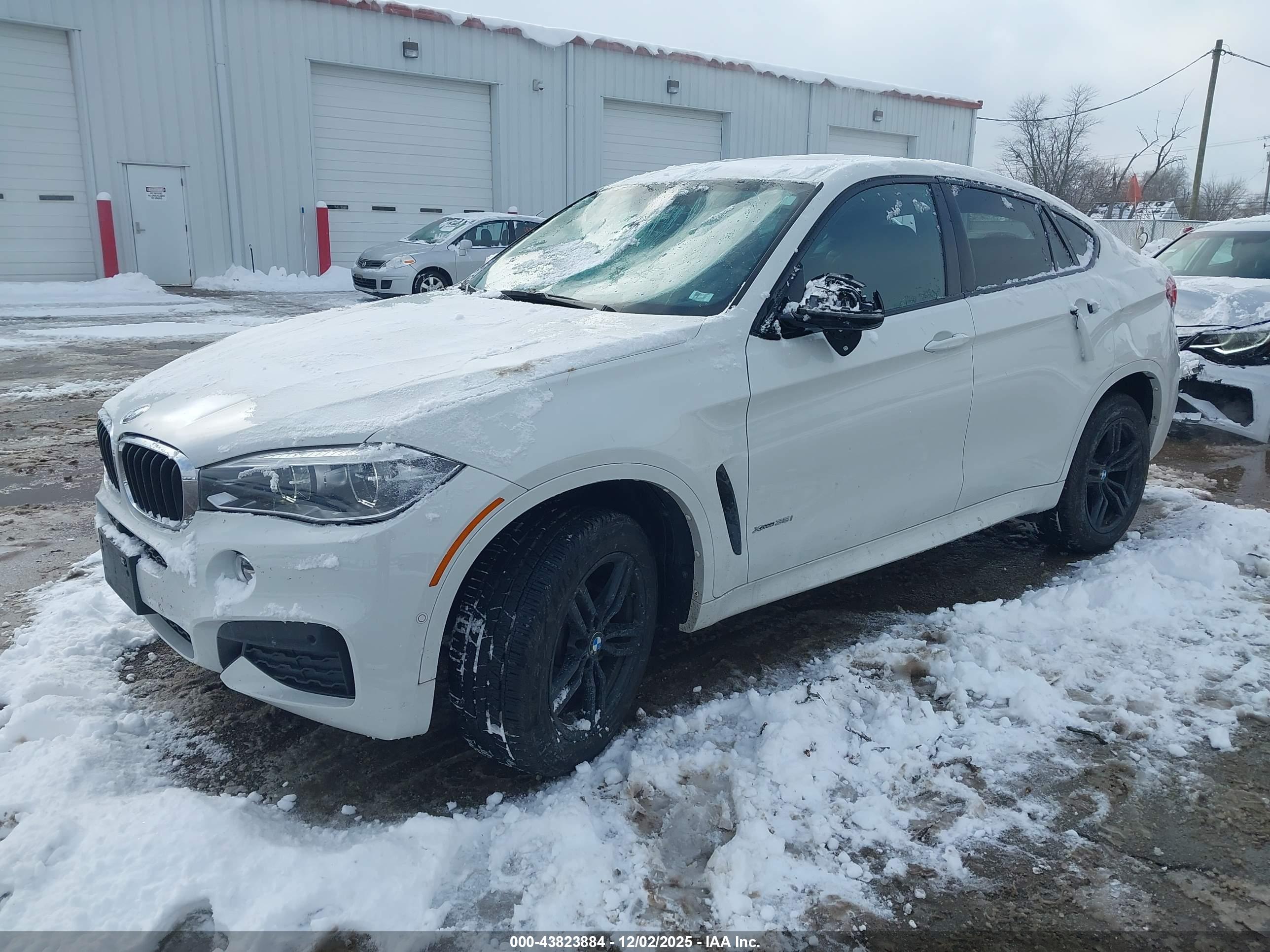 BMW X6 image 2
