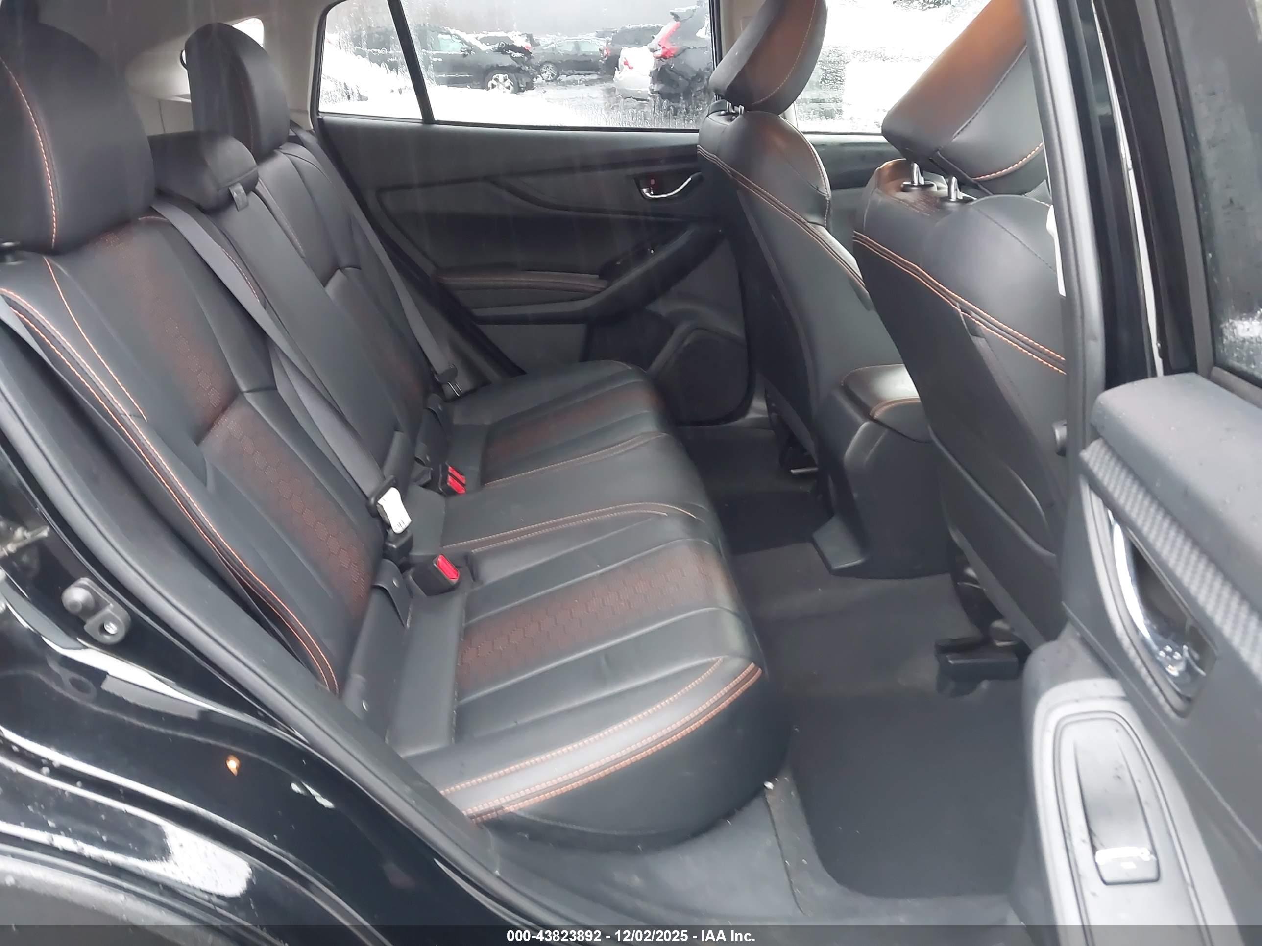 SUBARU CROSSTREK image 8