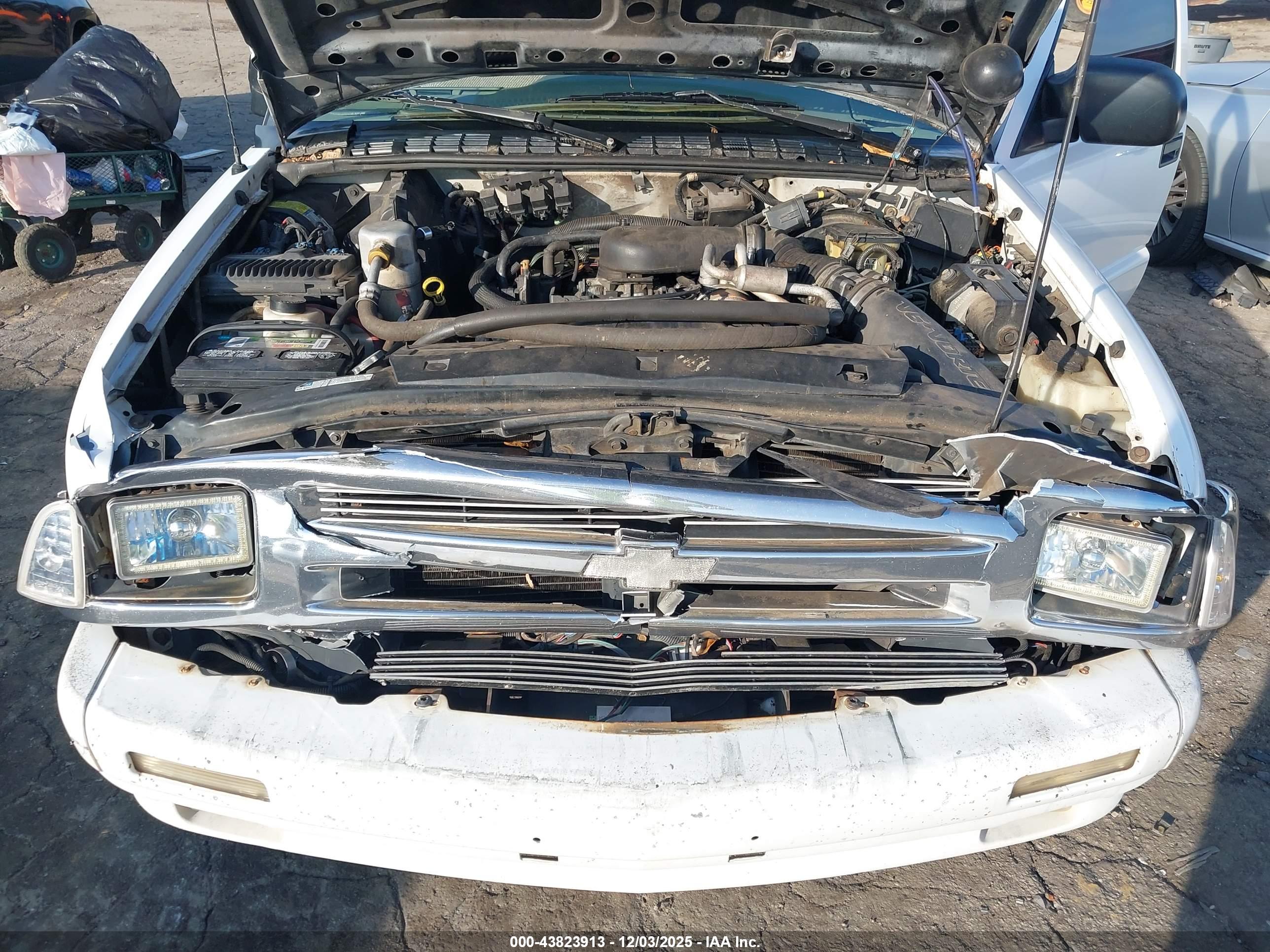 CHEVROLET S-10 image 10