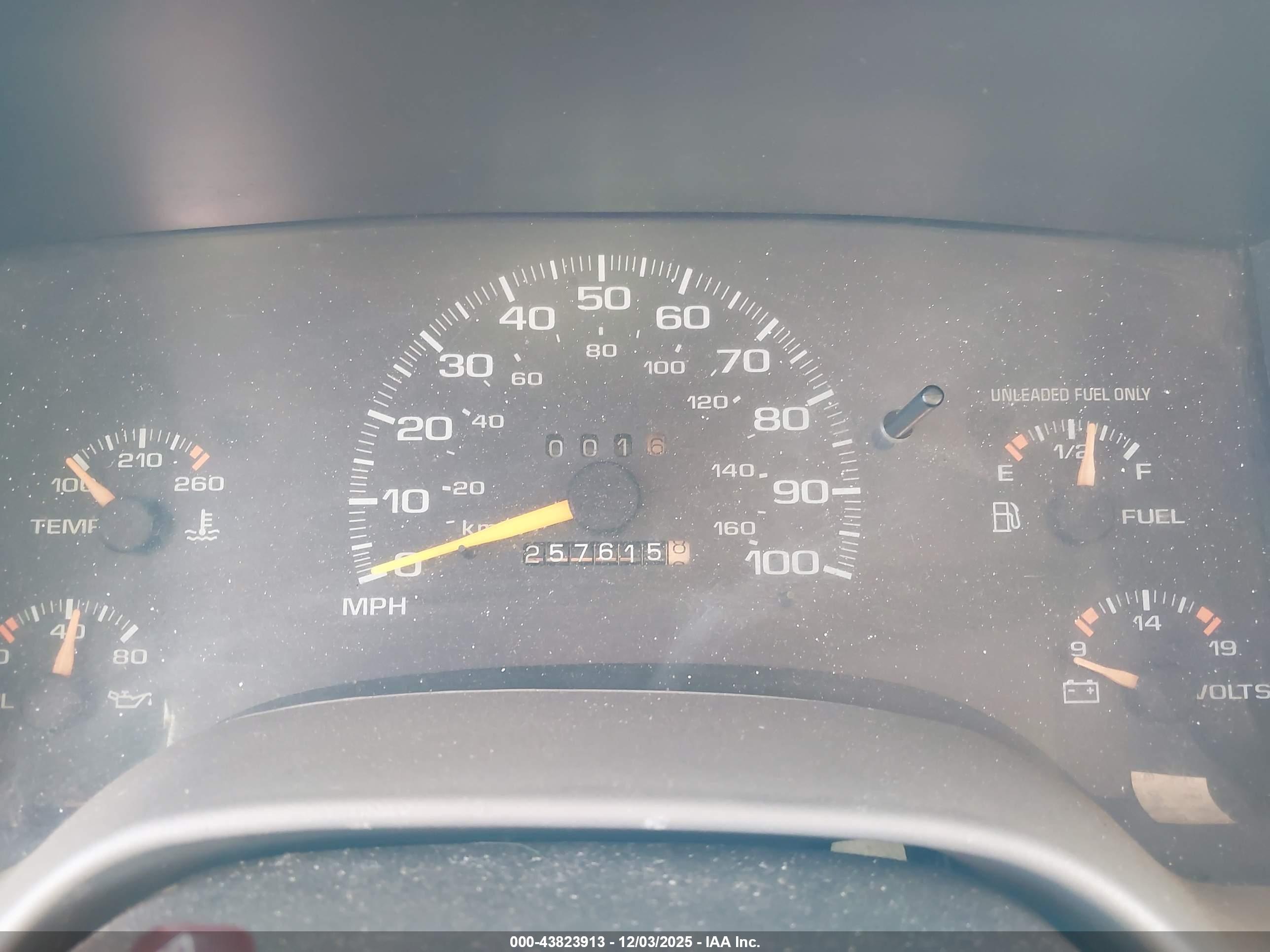 CHEVROLET S-10 image 7