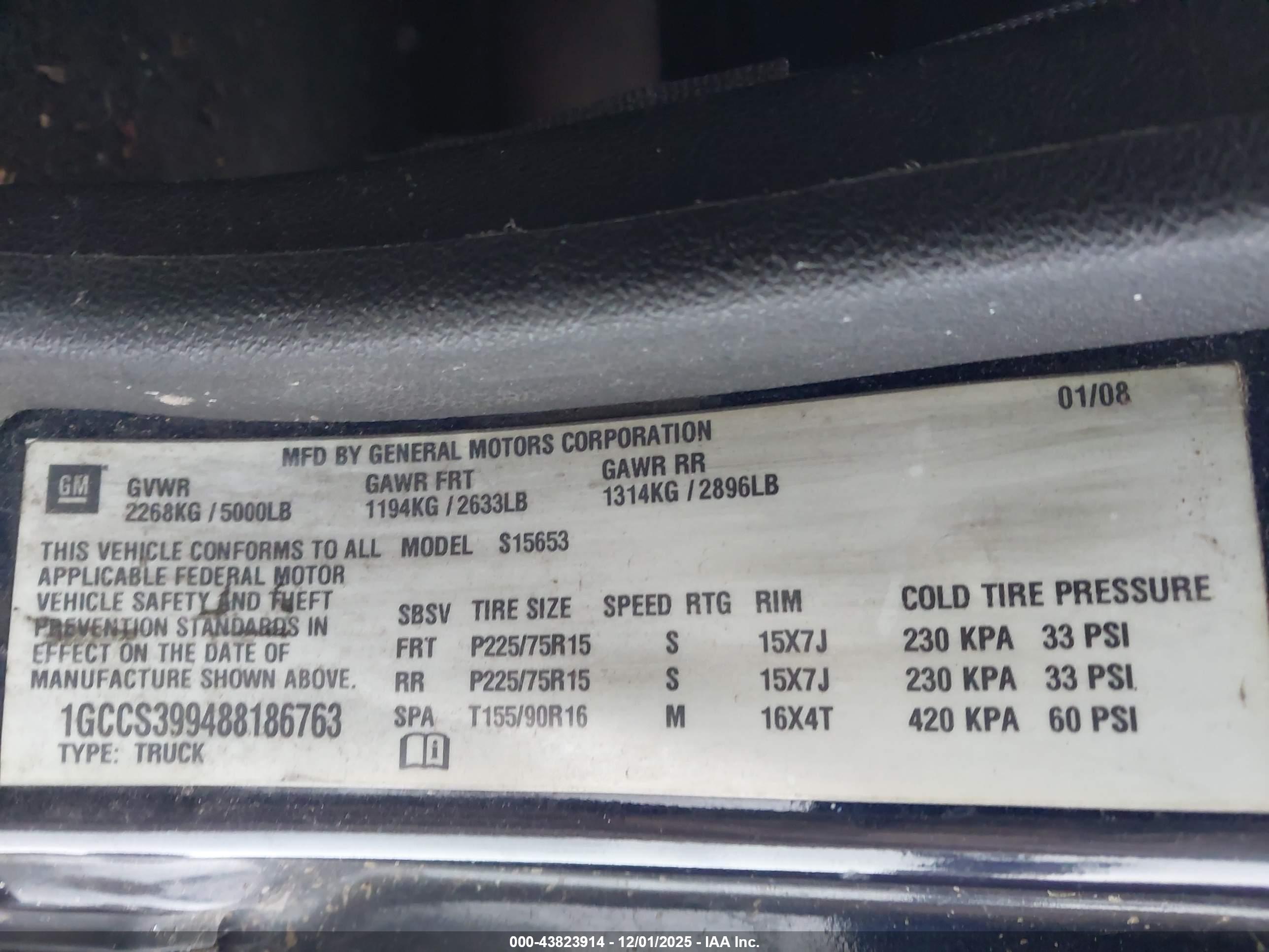 CHEVROLET COLORADO image 9
