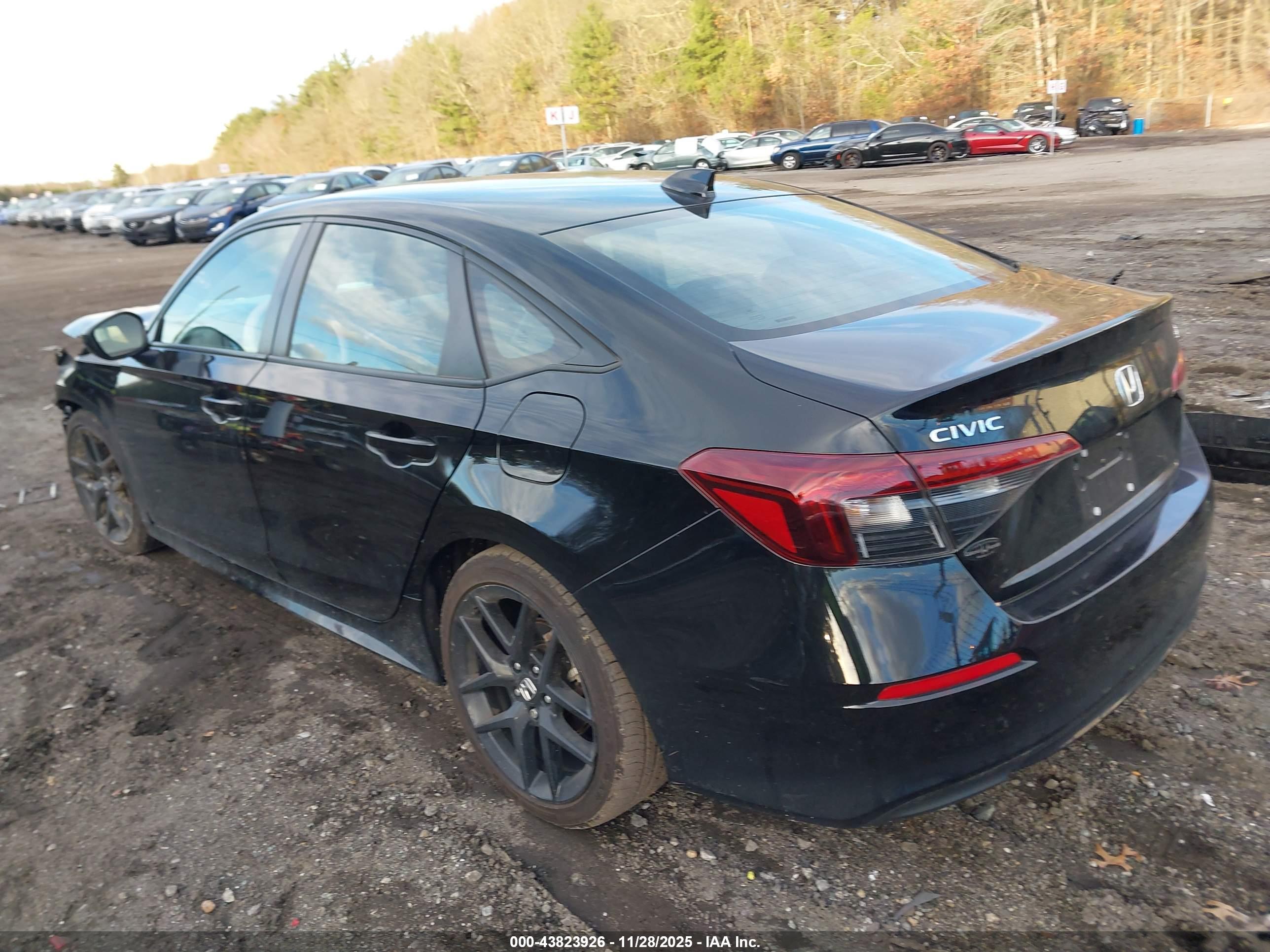 HONDA CIVIC image 3