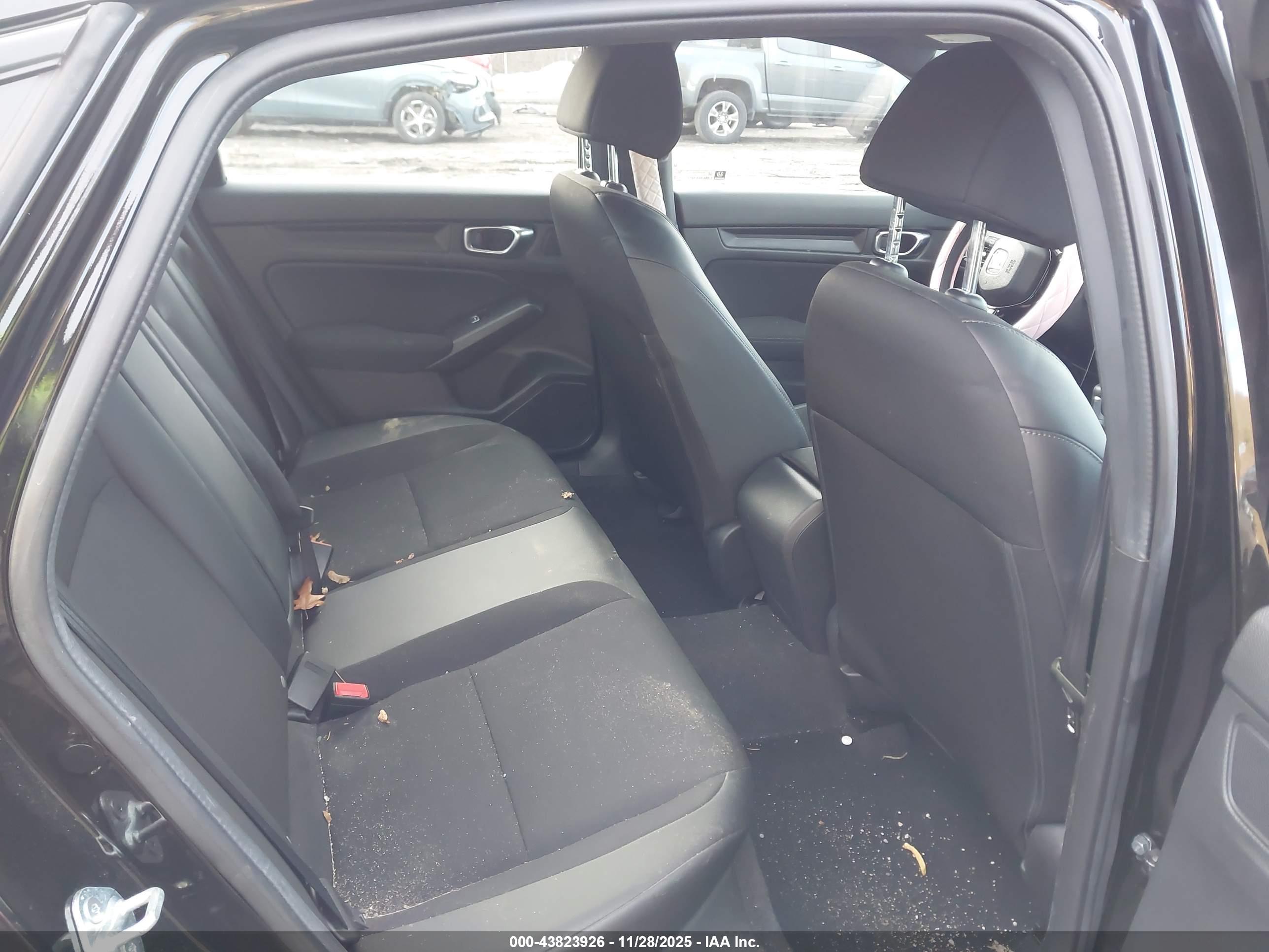 HONDA CIVIC image 8