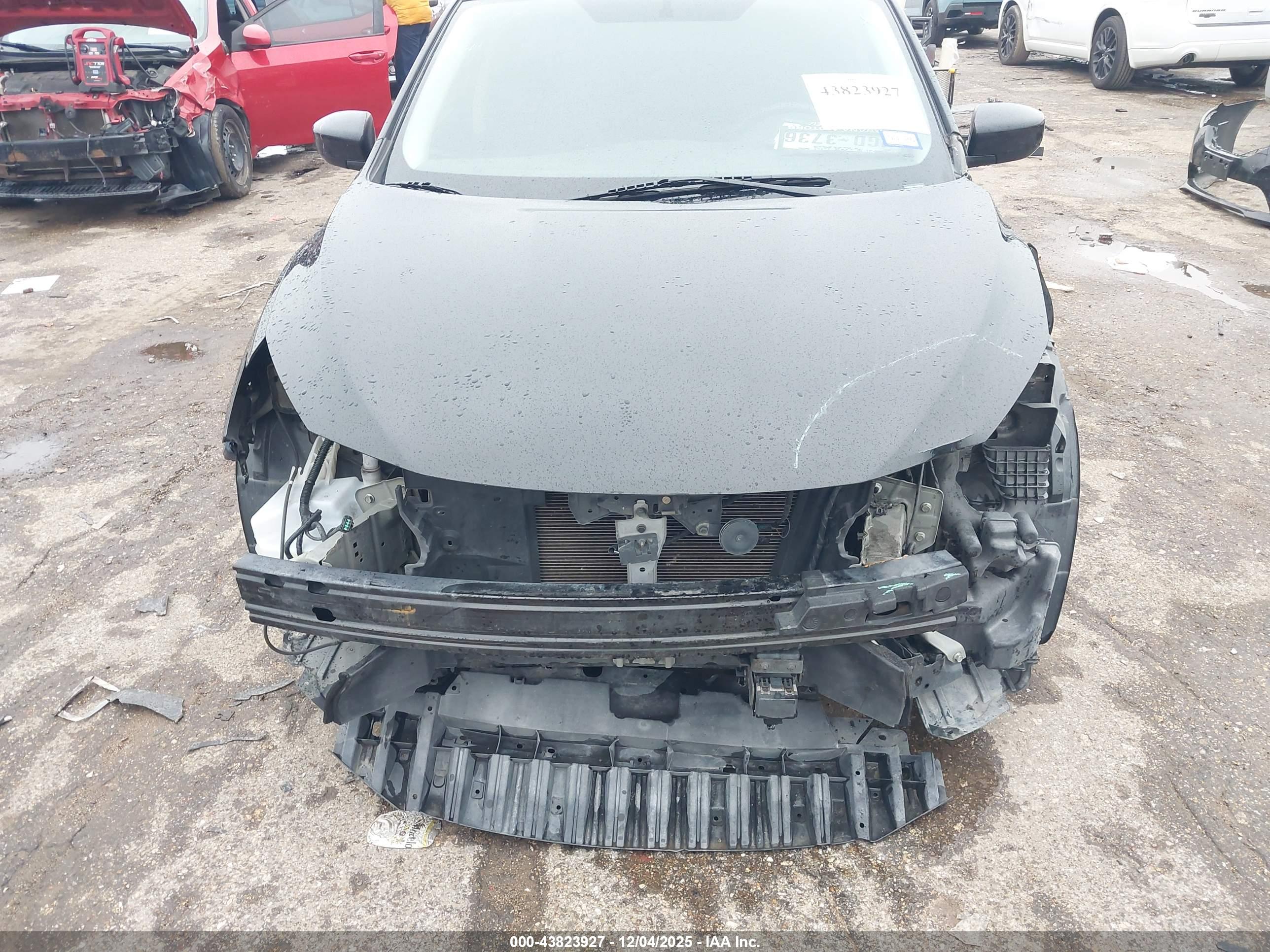 NISSAN SENTRA image 6
