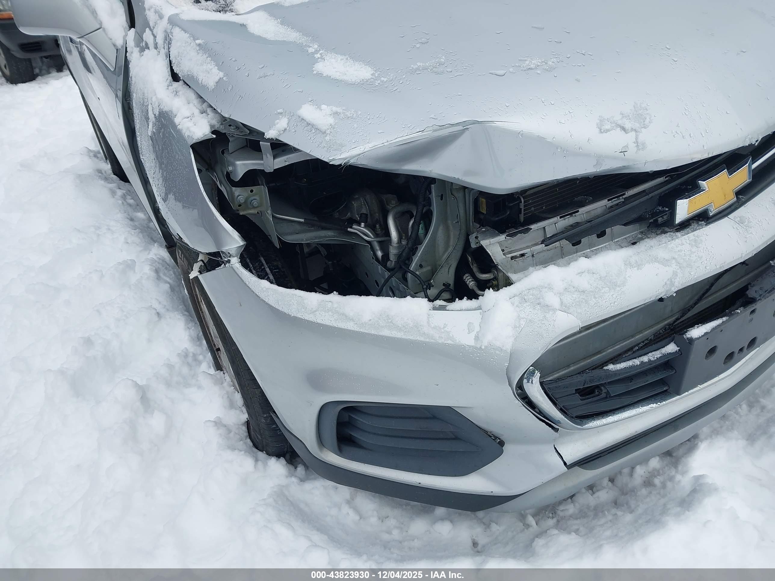 CHEVROLET TRAX image 6