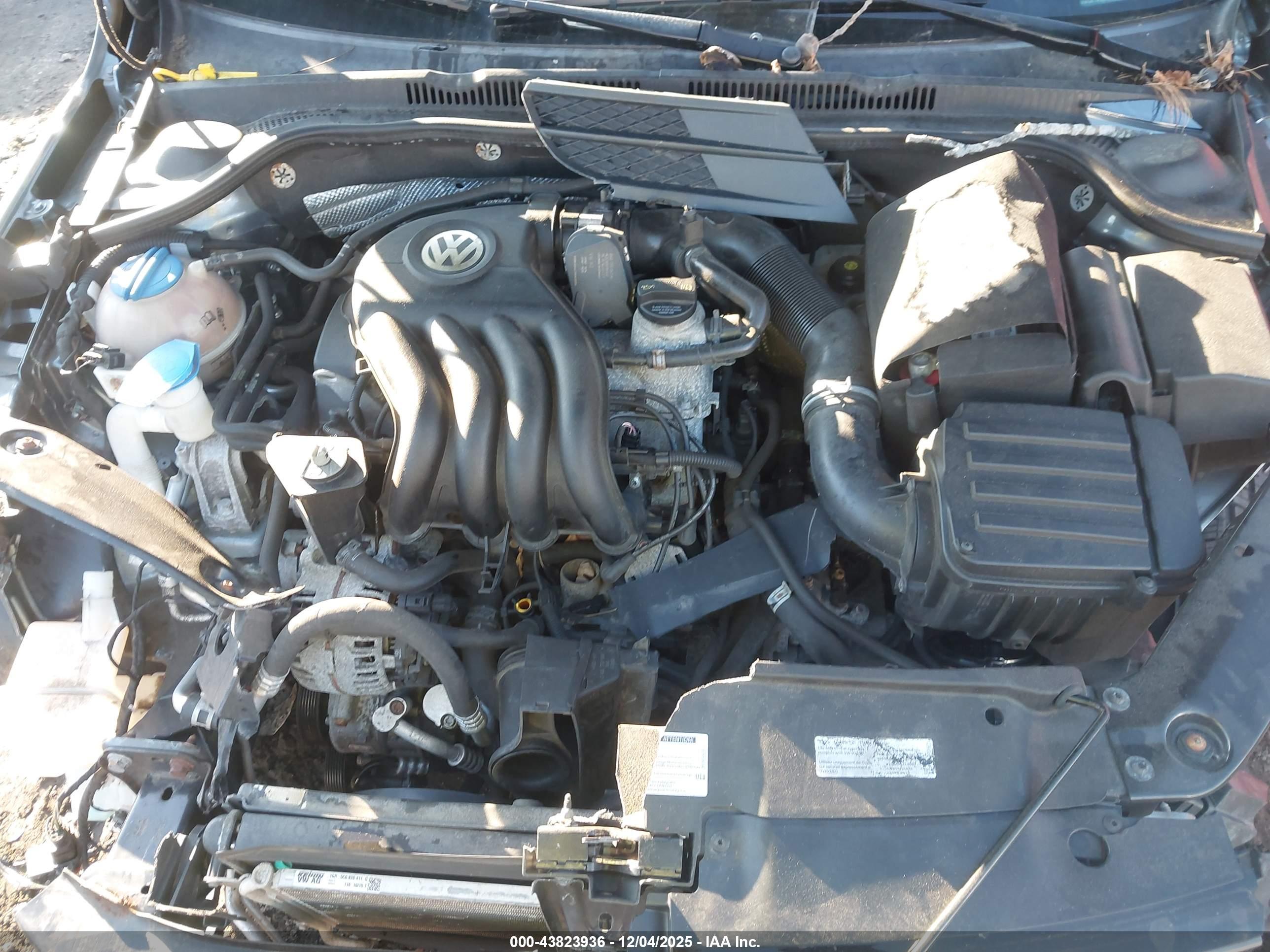 VOLKSWAGEN JETTA image 10