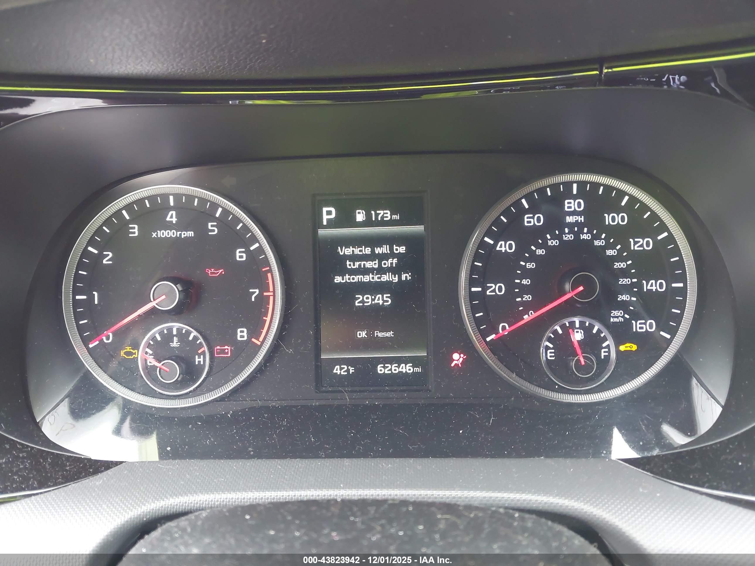 KIA K5 image 7