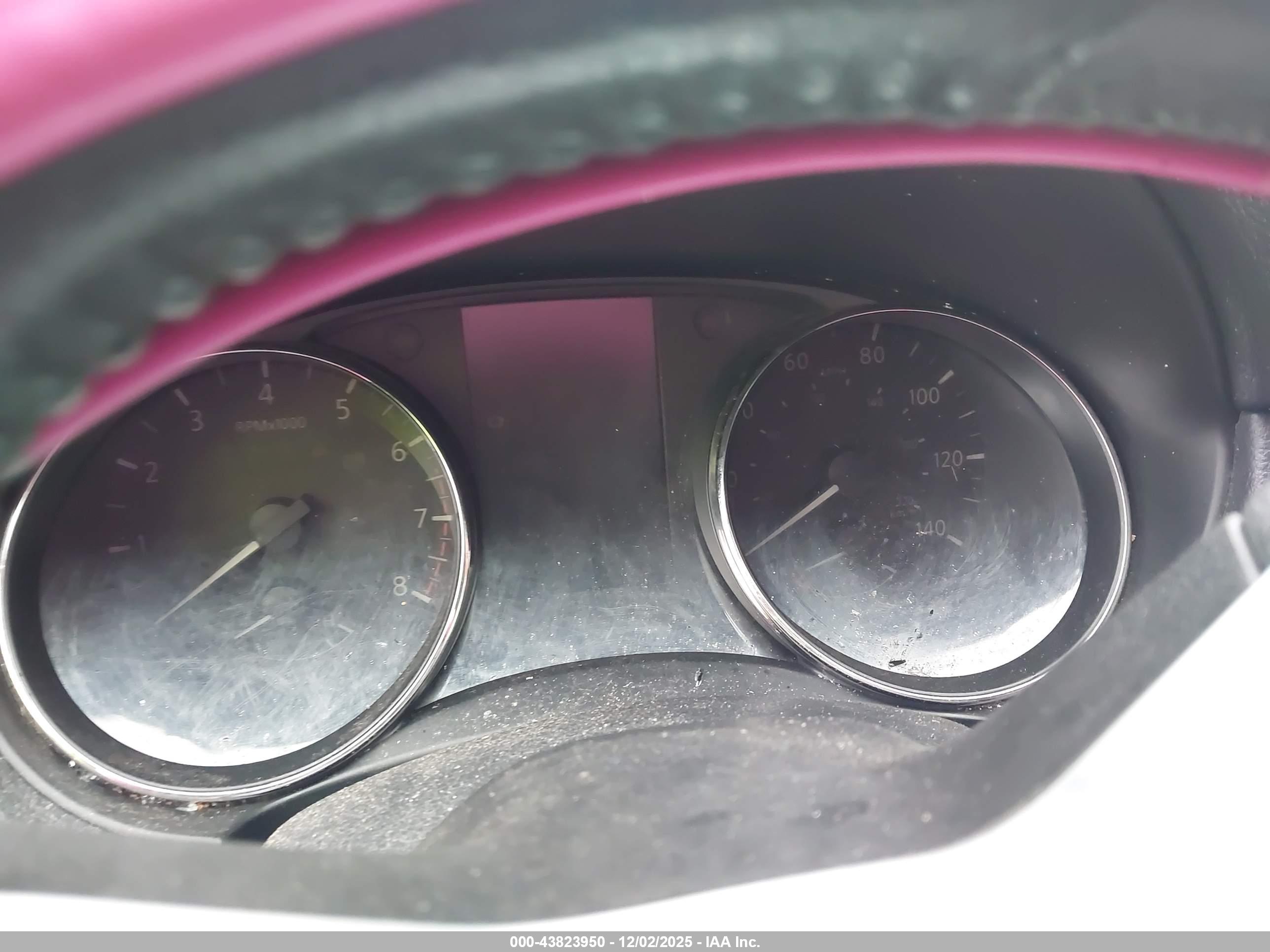 NISSAN ROGUE image 7