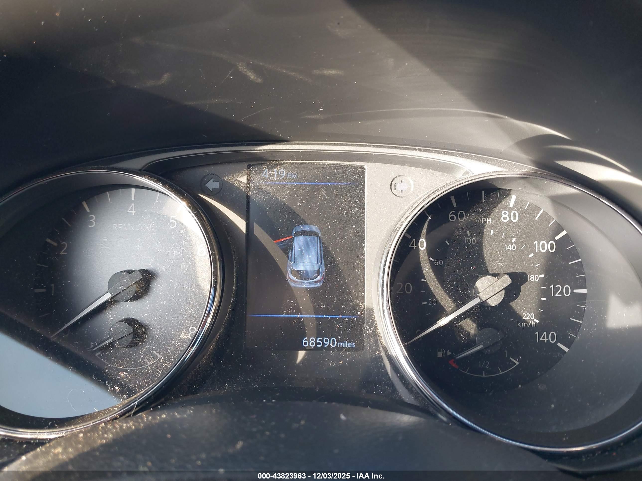 NISSAN ROGUE image 7