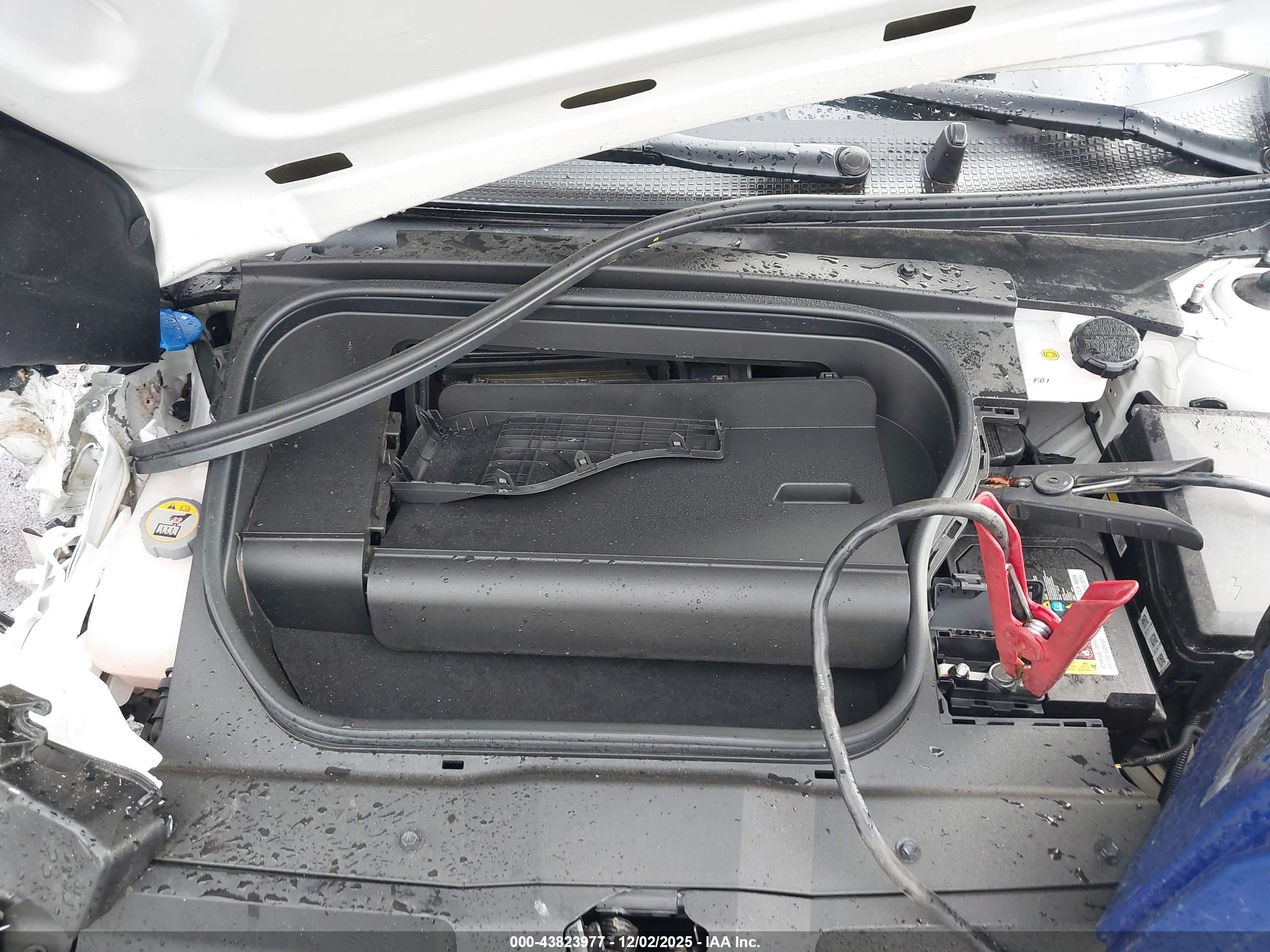 HYUNDAI IONIQ image 10