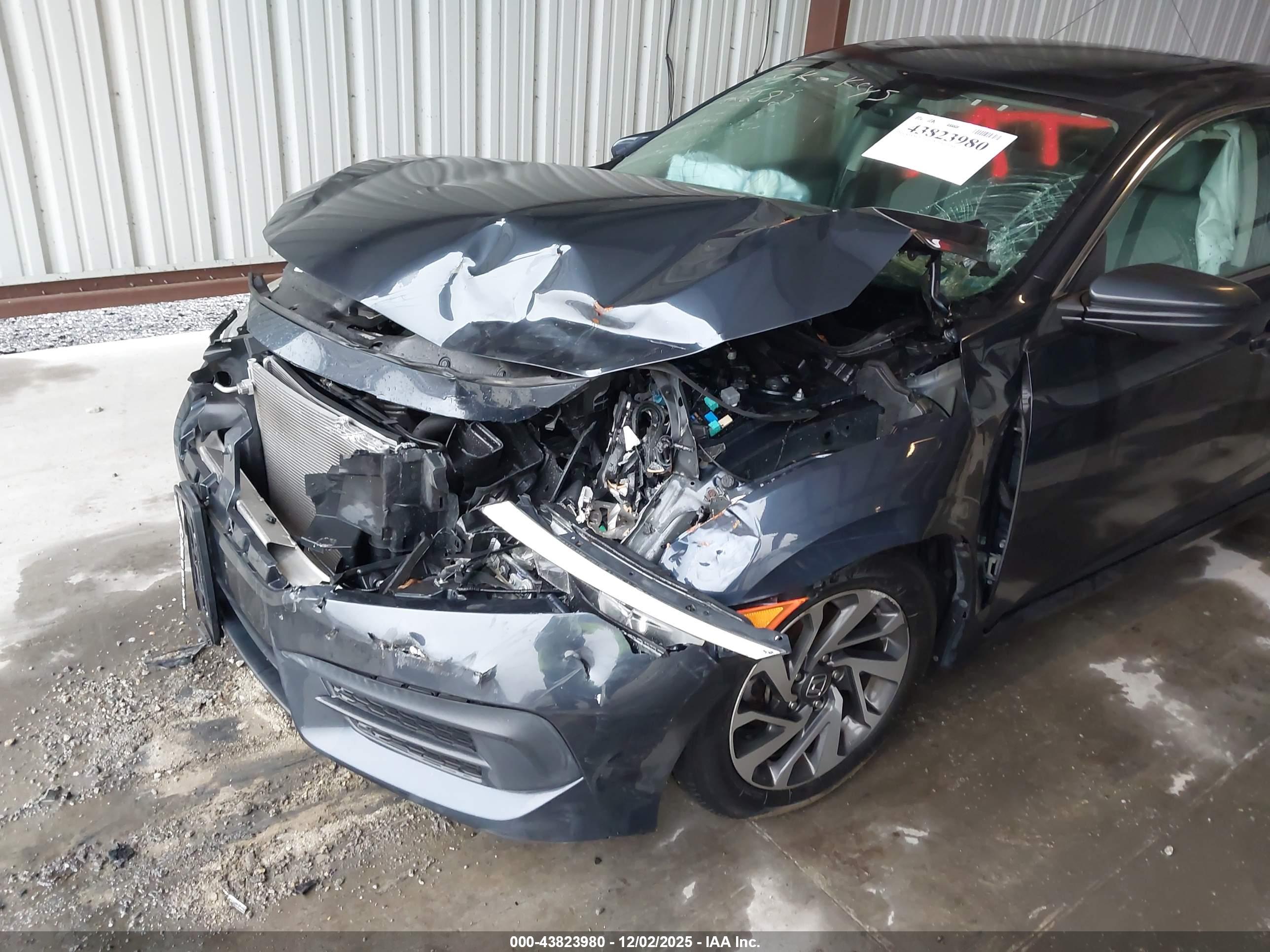 HONDA CIVIC image 6