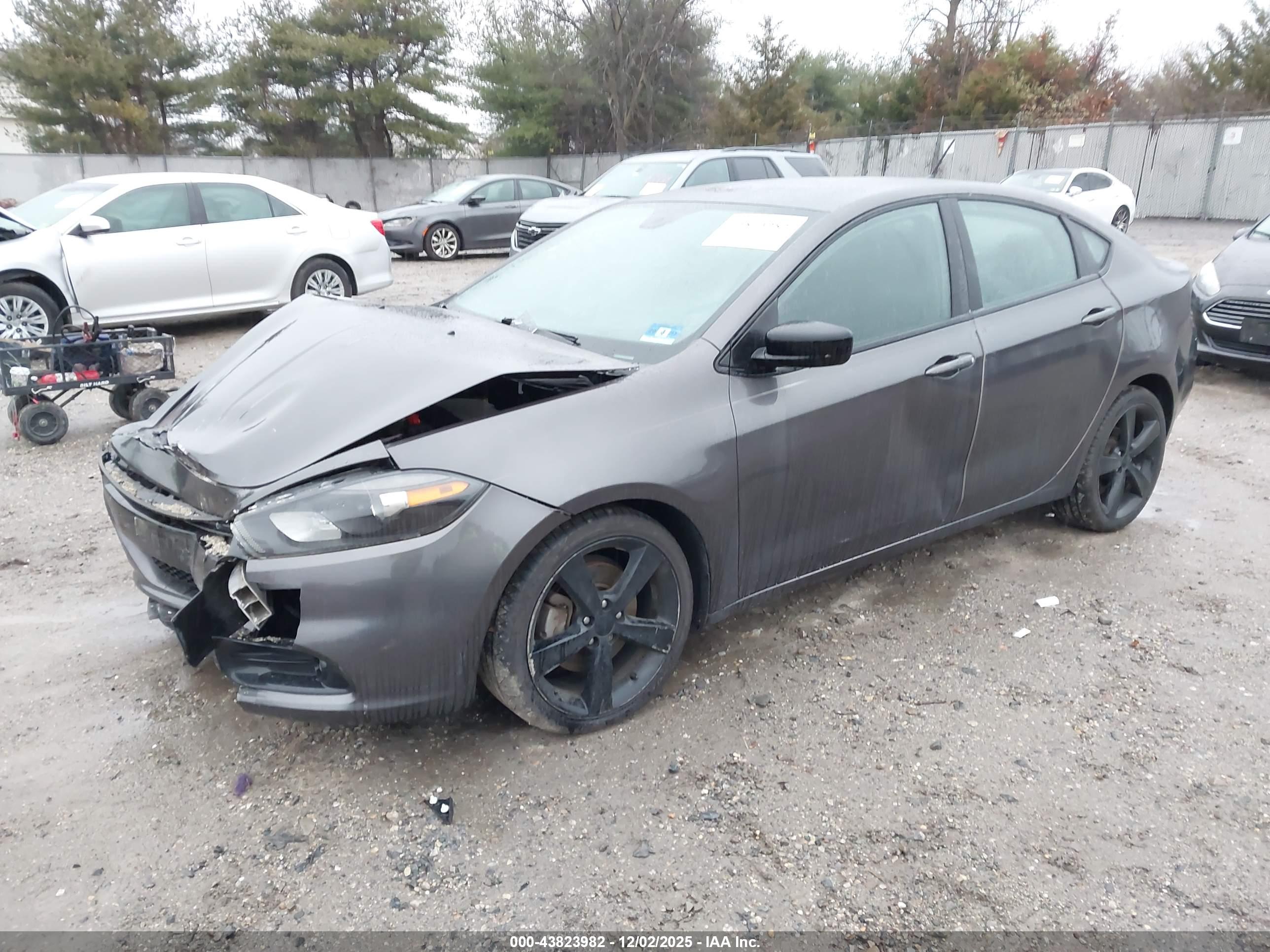 DODGE DART image 2
